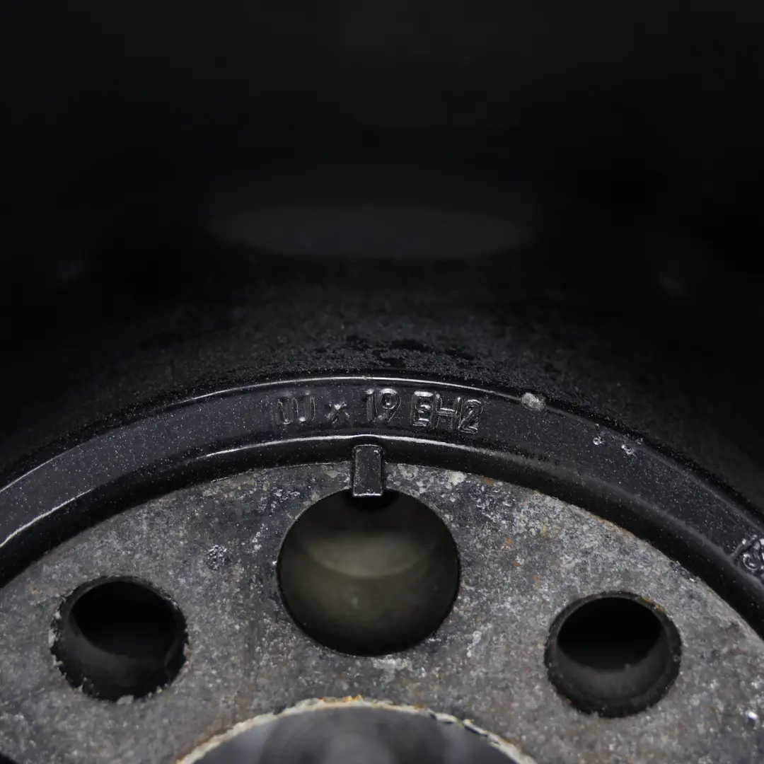 Jante Arrière En Alliage 19" À Rayons En Étoile 92 10J ET:24 pour BMW E65 E66 à propos du numéro de pièce 6754998 BMW E65 E66 Jante Arrière En Alliage 19" À Rayons En Étoile 92 10J ET:24 - SKU 6754998-1 - Numéro de pièce 6754998