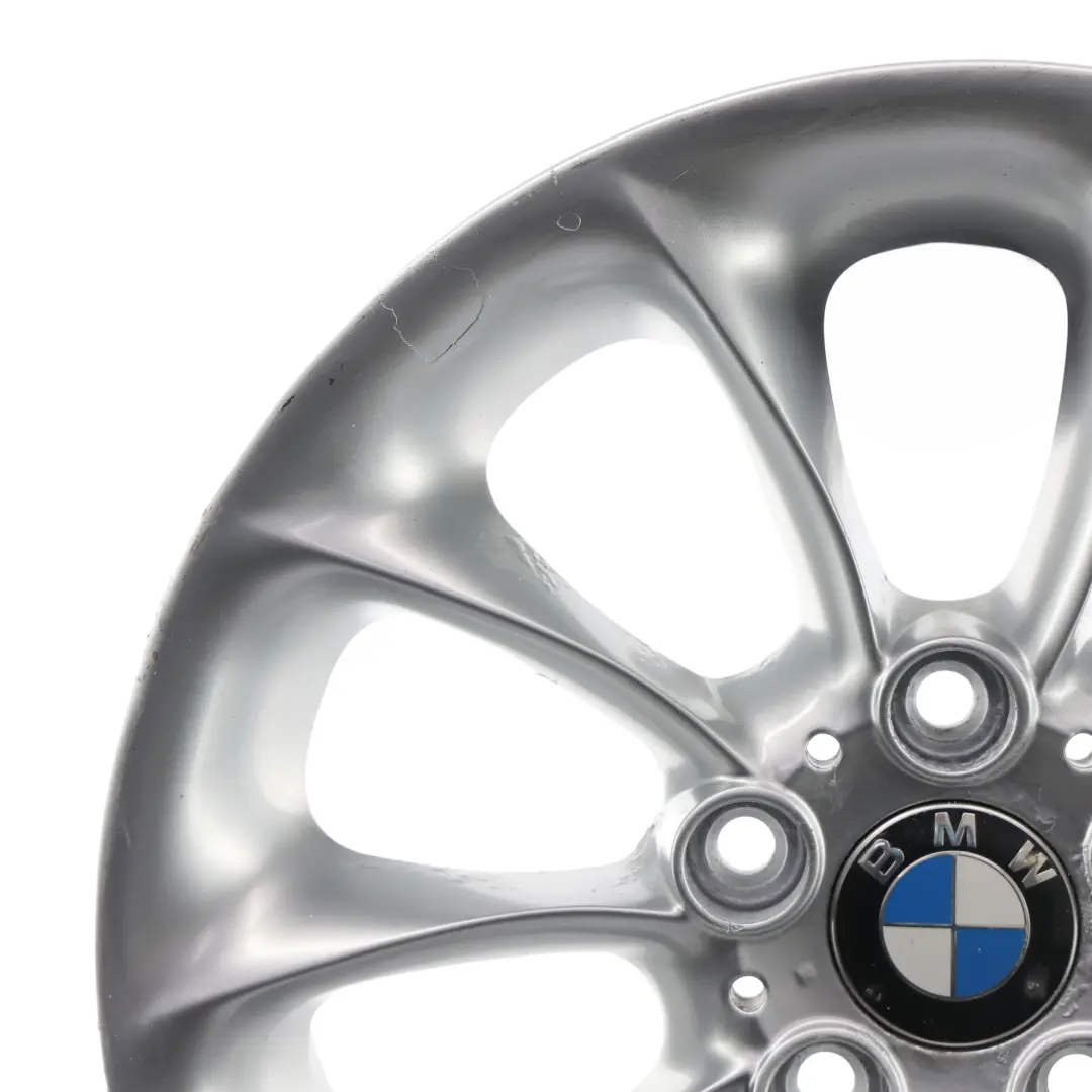 Srebrna Felga Aluminiowa 17" 8J ET:47 Styling 106 do BMW Z4 E85 o numerze 6758191 BMW Z4 E85 Srebrna Felga Aluminiowa 17" 8J ET:47 Styling 106 - SKU 6758191-1 - Numer Części 6758191