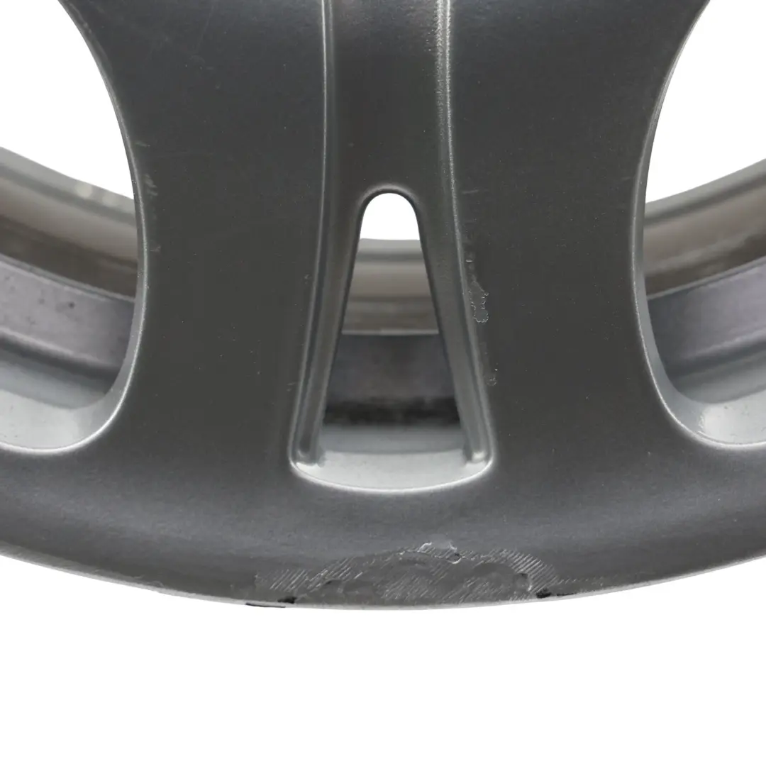 Cerchio Anteriore Lega Argento 19" 8.5J ET:14 Styling 93 per BMW E63 E64 con numero di parte 6760627 BMW E63 E64 Cerchio Anteriore Lega Argento 19" 8.5J ET:14 Styling 93 - SKU 6760627-1 - Numero di parte 6760627