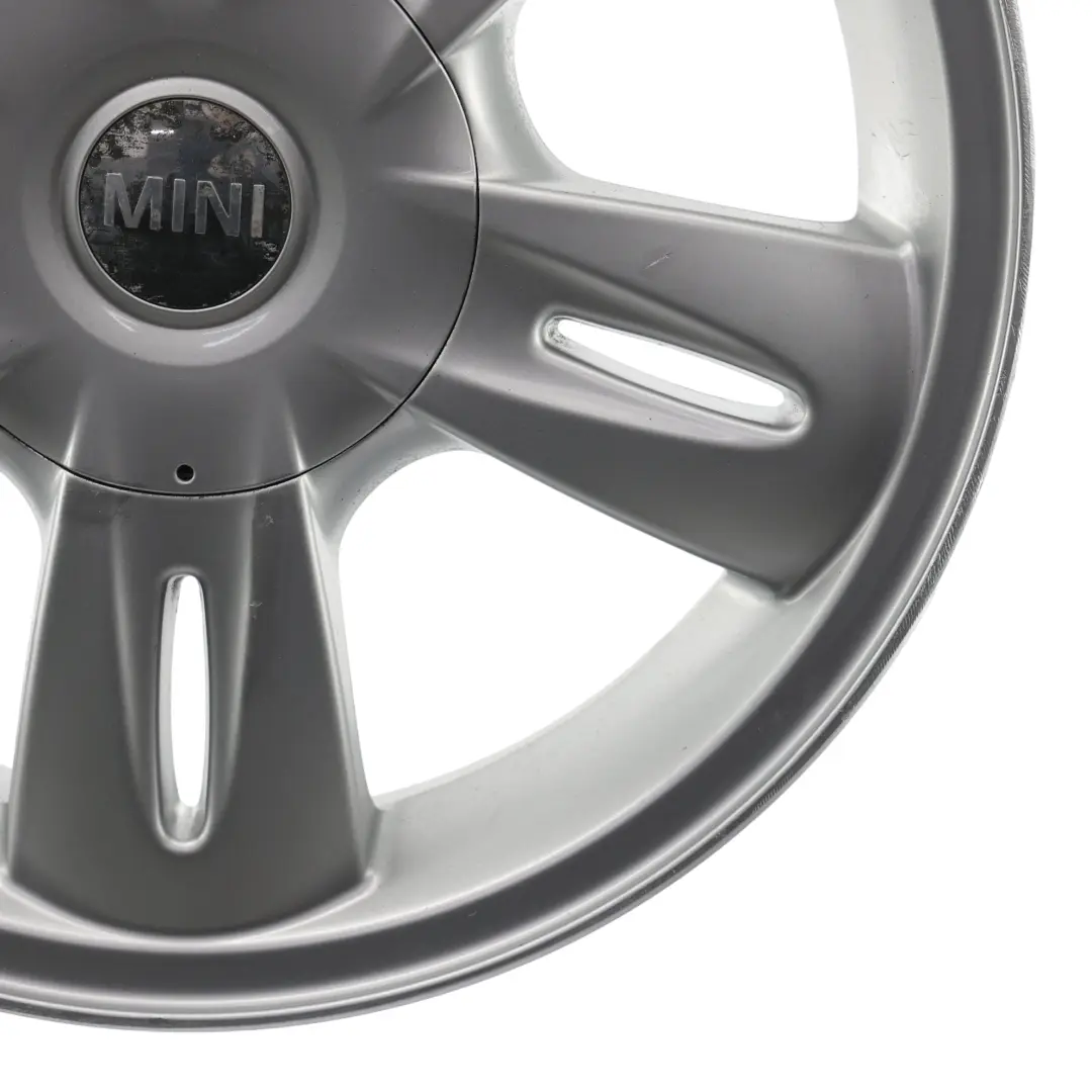 Felga aluminiowa 15" 5,5J do Mini R50 o numerze 6763295 Mini R50 Felga aluminiowa 15" 5,5J - SKU 6763295-2 - Numer Części 6763295