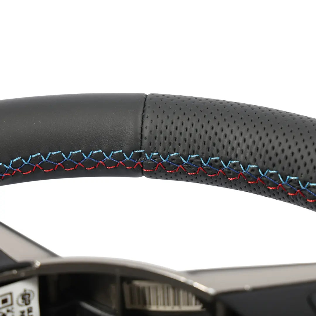 NOUVEAU Volant Sport en Cuir Noir M-tricolore pour BMW E60 E61 E63 à propos du numéro de pièce 6763373 BMW E60 E61 E63 NOUVEAU Volant Sport en Cuir Noir M-tricolore - SKU 6763373-1 - Numéro de pièce 6763373