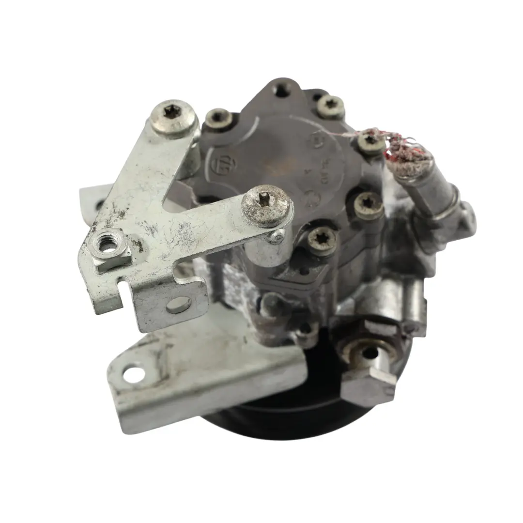 BMW E60 E61 520I 525I 530I Essence M54 Poulie Pompe Direction Assistée - SKU 6766190-2 - Numéro de pièce 6766190