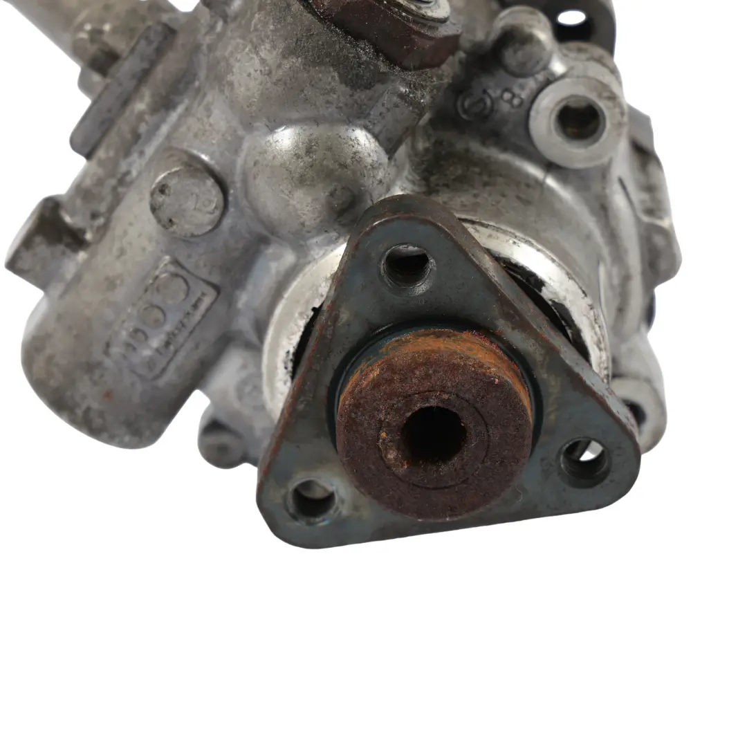 M57N2 Power Steering Pump 7693974 to BMW E90 E91 E92 E93 325d 330d Diesel with Part number 6768169 BMW E90 E91 E92 E93 325d 330d Diesel M57N2 Power Steering Pump 7693974 - SKU 6768169-5 - Part number 6768169