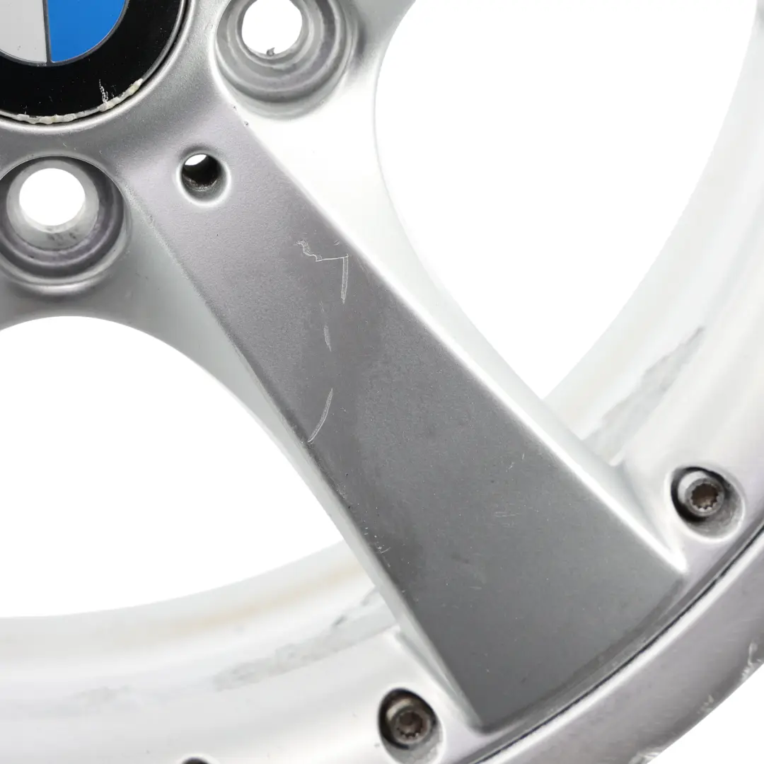 Jante Avant Argentée Alliage 18" 7,5J ET:47 Styling 179 pour BMW E81 E87 à propos du numéro de pièce 6768560 BMW E81 E87 Jante Avant Argentée Alliage 18" 7,5J ET:47 Styling 179 - SKU 6768560-1 - Numéro de pièce 6768560