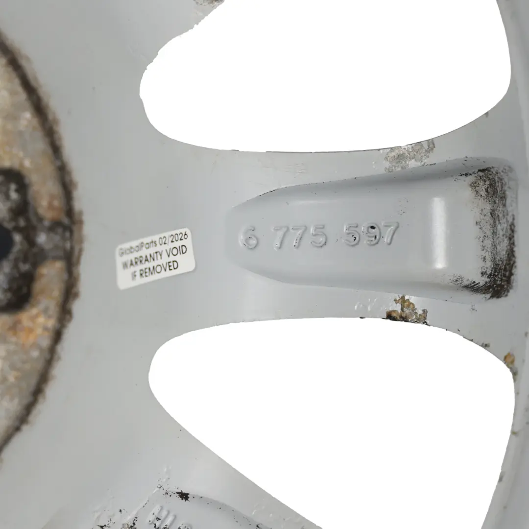 Alufelge Alu Felge Spinnespeiche 159 17" ET:34 8J für BMW 3 er E90 E91 E92 mit Teilenummer 6775597 BMW 3 er E90 E91 E92 Alufelge Alu Felge Spinnespeiche 159 17" ET:34 8J - SKU 6775597-1 - Teilenummer 6775597