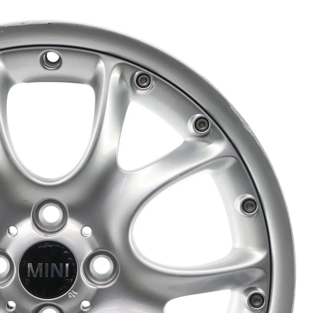 Argento Cerchio AlluMini o 7J ET: 48 17" Web Raggio per Mini Cooper R50 R53 R56 con numero di parte 6775686 Mini Cooper R50 R53 R56 Argento Cerchio AlluMini o 7J ET: 48 17" Web Raggio - SKU 6775686-1 - Numero di parte 6775686