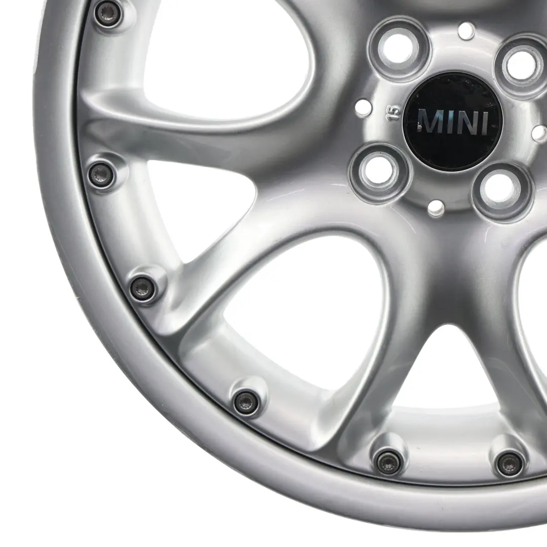 Argento Cerchio Lega 17" ET:48 7J Web Cross Spoke 98 per Mini Cooper R50 R53 R56 con numero di parte 6775686 Mini Cooper R50 R53 R56 Argento Cerchio Lega 17" ET:48 7J Web Cross Spoke 98 - SKU 6775686-2 - Numero di parte 6775686