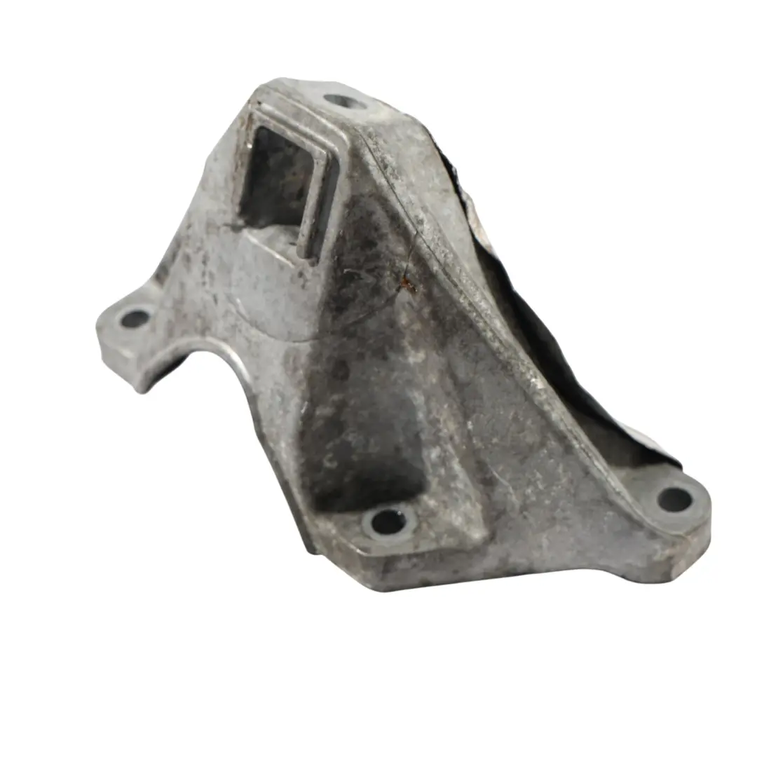 N57 Engine Support Bracket Holder Right O/S to BMW F01 F02 F10 F11 with Part number 6777624 BMW F01 F02 F10 F11 N57 Engine Support Bracket Holder Right O/S - SKU 6777624-1 - Part number 6777624