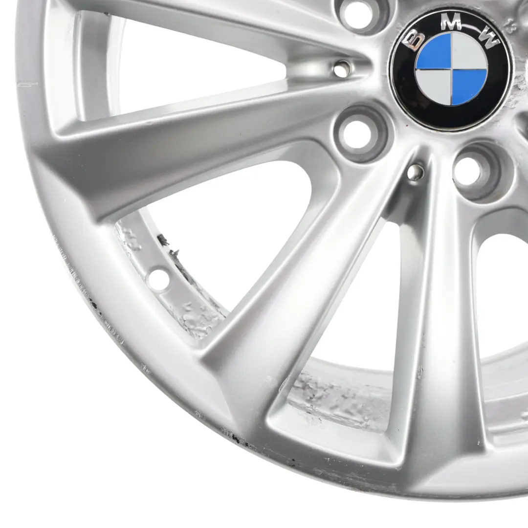 Felga Aluminiowa Srebrna 17" 8J ET:30 do BMW F10 F11 F12 o numerze 6780720 BMW F10 F11 F12 Felga Aluminiowa Srebrna 17" 8J ET:30 - SKU 6780720-3 - Numer Części 6780720
