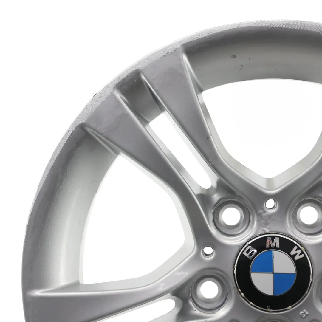 Cerchi AlluMini o 16" Doppio Raggio 268 7J ET:3 per BMW E90 E91 con numero di parte 6780907 BMW E90 E91 Cerchi AlluMini o 16" Doppio Raggio 268 7J ET:3 - SKU 6780907-1 - Numero di parte 6780907