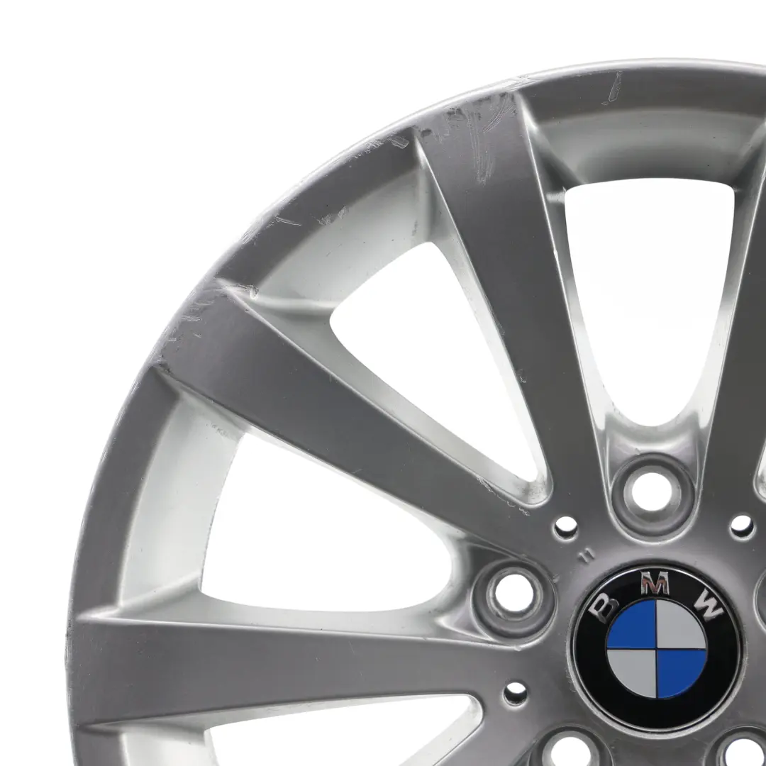 Cerchio In Lega A V Razze 285 17" Et:34 8J per BMW E90 E91 E92 con numero di parte 6783631 BMW E90 E91 E92 Cerchio In Lega A V Razze 285 17" Et:34 8J - SKU 6783631-1 - Numero di parte 6783631