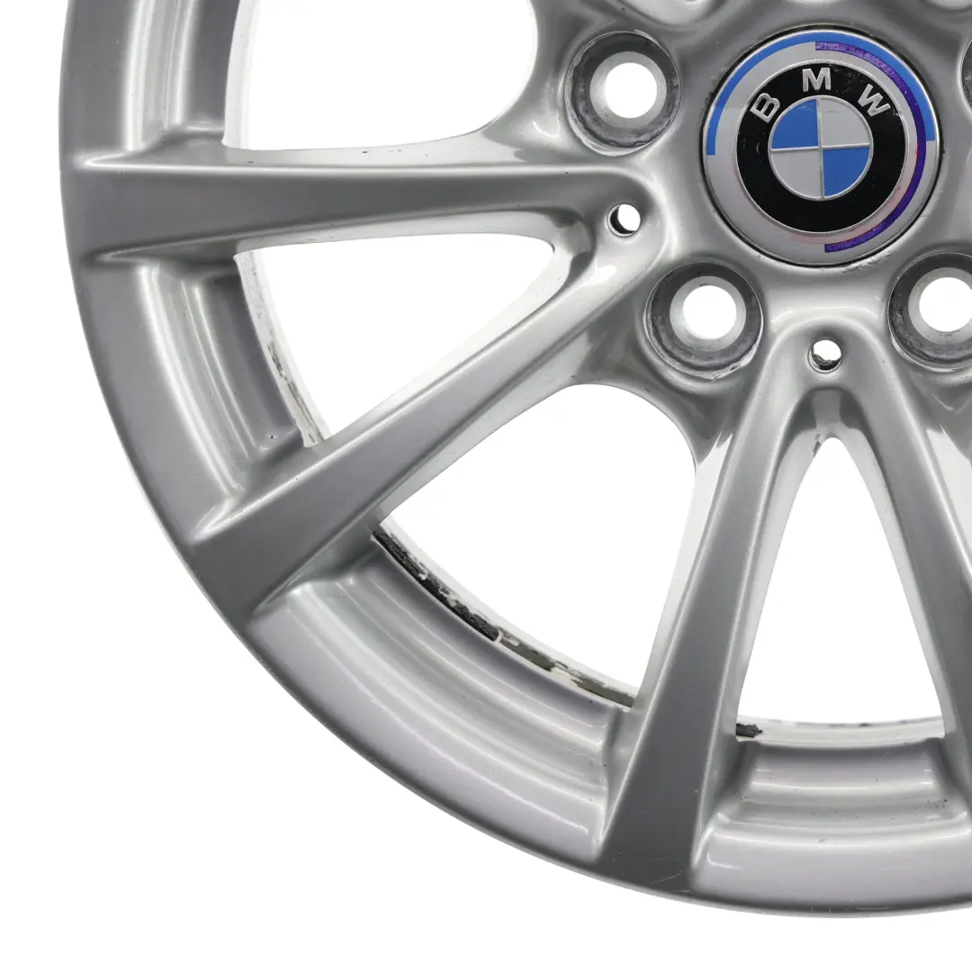 llanta Aleación Plata 16 "7J ET:31 V-radios 390 para BMW F30 F31 F36 con número de pieza 6796236 BMW F30 F31 F36 llanta Aleación Plata 16 "7J ET:31 V-radios 390 - SKU 6796236-1 - Número de pieza 6796236