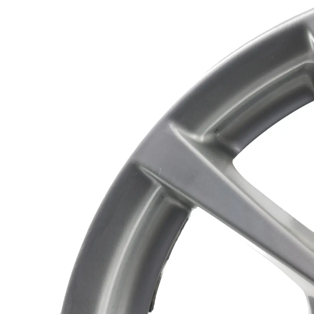 Jante Alliage Argent 16" 7J ET:31 V-spoke 390 pour BMW F30 F31 F36 à propos du numéro de pièce 6796236 BMW F30 F31 F36 Jante Alliage Argent 16" 7J ET:31 V-spoke 390 - SKU 6796236 - Numéro de pièce 6796236