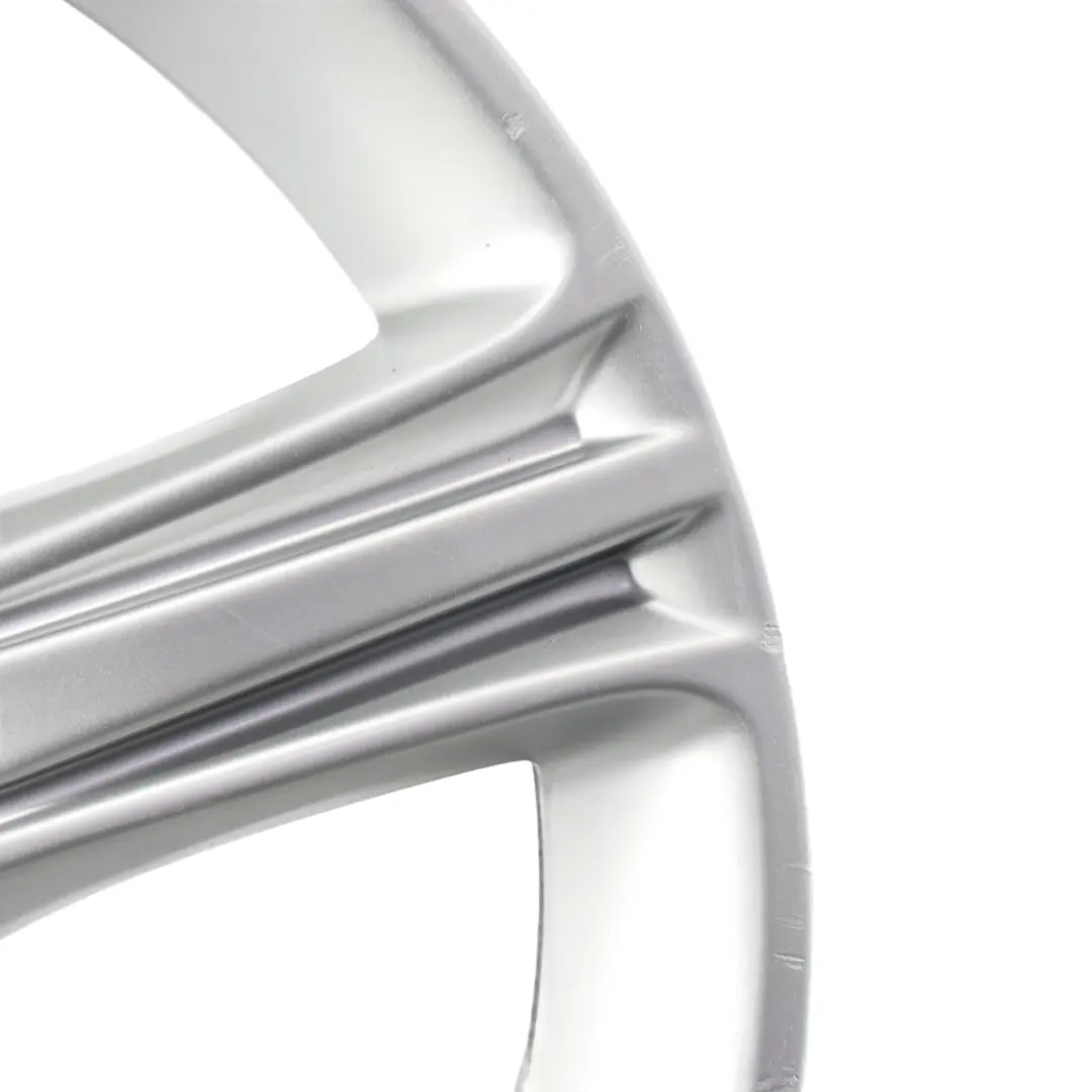 Cerchio In Lega 17" Raggi Stella 393 7,5J ET:37 per BMW F30 F31 F32 F33 F36 con numero di parte 6796242 BMW F30 F31 F32 F33 F36 Cerchio In Lega 17" Raggi Stella 393 7,5J ET:37 - SKU 6796242-2 - Numero di parte 6796242