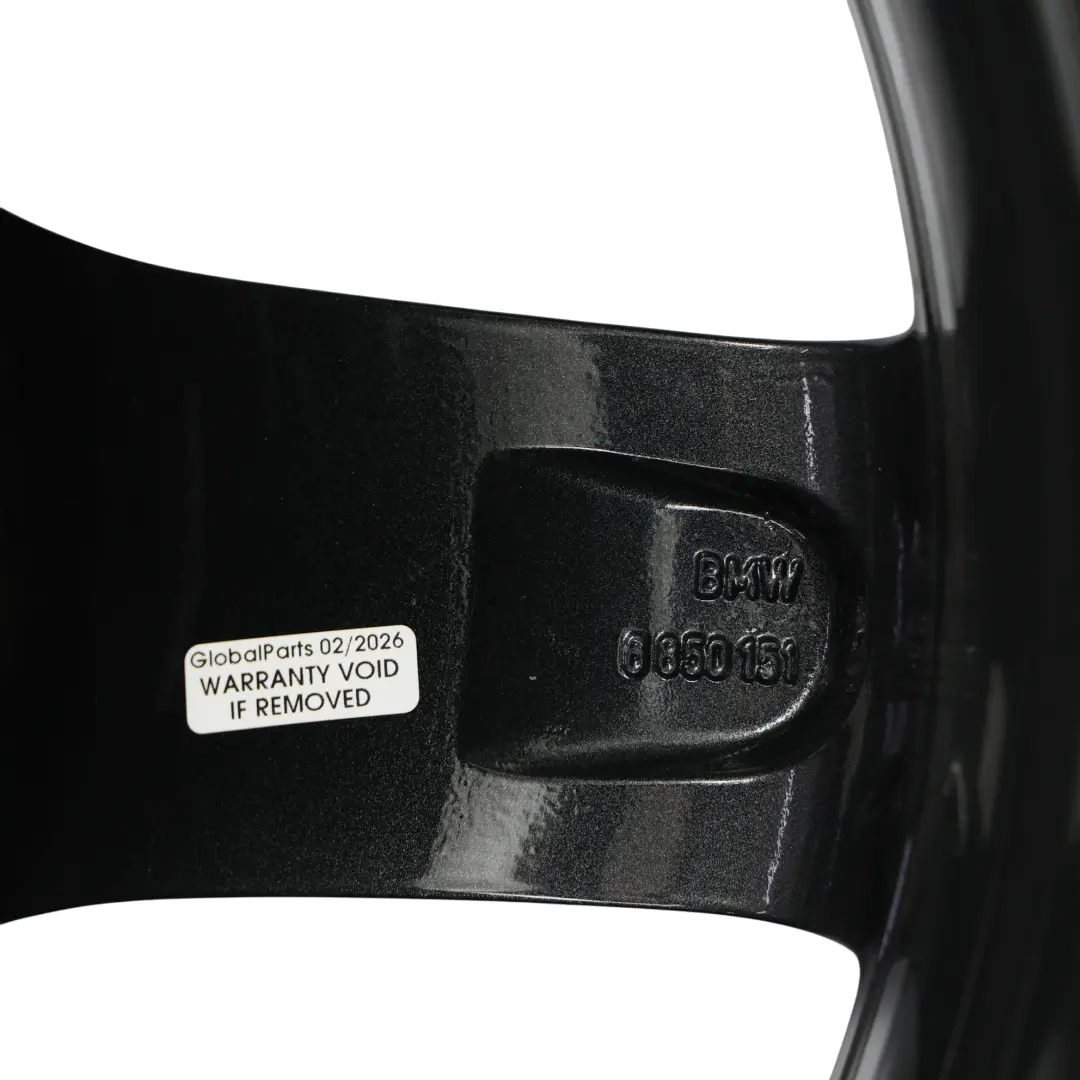 Cerchio lega grigio 17" raggi stellati 379 ET:43 7,5J per BMW F20 F21 F22 con numero di parte 6850151 BMW F20 F21 F22 Cerchio lega grigio 17" raggi stellati 379 ET:43 7,5J - SKU 6850151-14 - Numero di parte 6850151