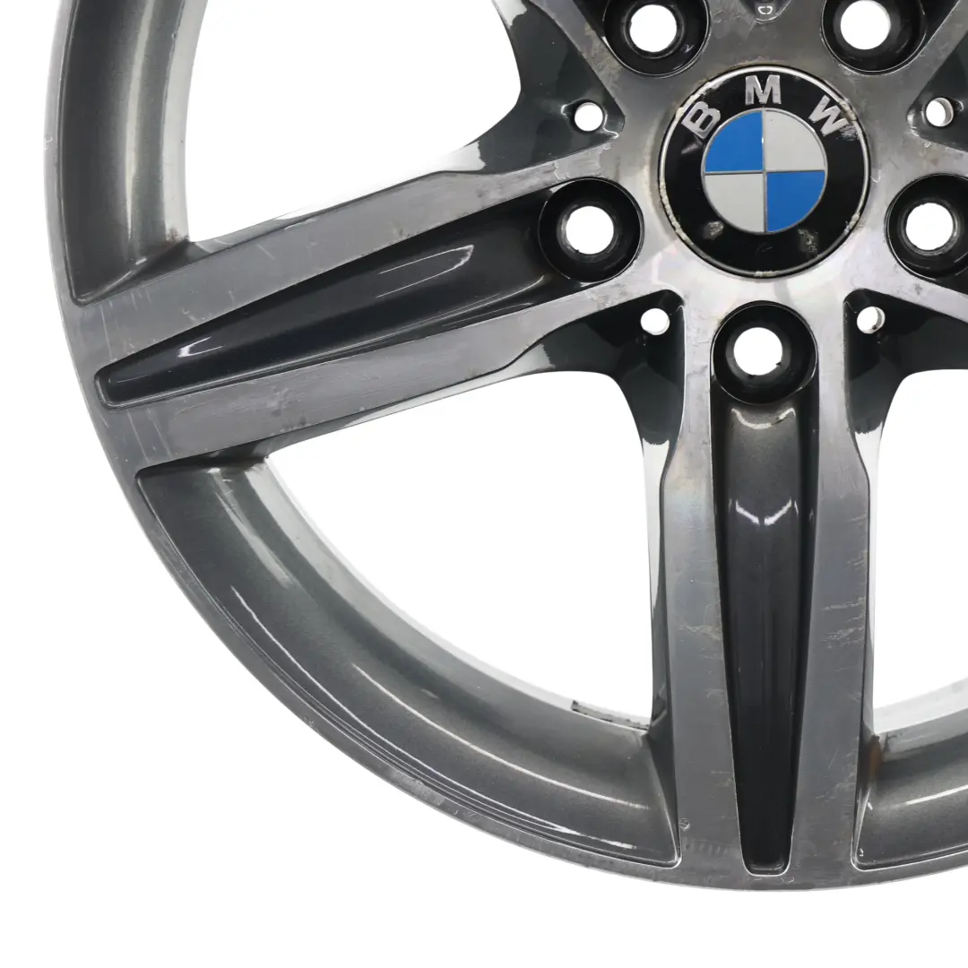 Cerchio lega grigio 17" raggi stellati 379 ET:43 7,5J per BMW F20 F21 F22 con numero di parte 6850151 BMW F20 F21 F22 Cerchio lega grigio 17" raggi stellati 379 ET:43 7,5J - SKU 6850151-14 - Numero di parte 6850151