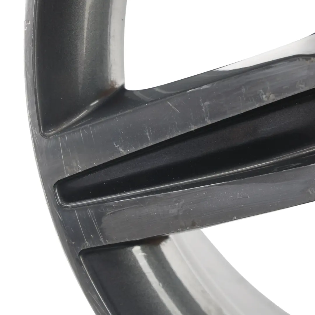 Cerchio lega grigio 17" raggi stellati 379 ET:43 7,5J per BMW F20 F21 F22 con numero di parte 6850151 BMW F20 F21 F22 Cerchio lega grigio 17" raggi stellati 379 ET:43 7,5J - SKU 6850151-14 - Numero di parte 6850151