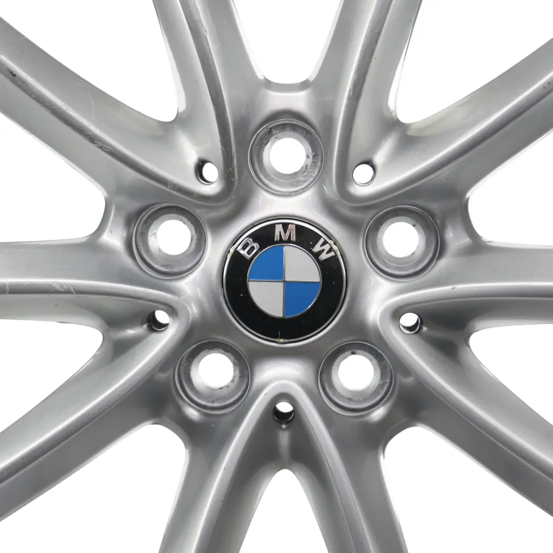 Cerchio Argento BMW X1 F48 F39 Cerchio Lega 17" 7,5J ET:52 Styling 560 per con numero di parte 6856061 Cerchio Argento BMW X1 F48 F39 Cerchio Lega 17" 7,5J ET:52 Styling 560 - SKU 6856061-1 - Numero di parte 6856061