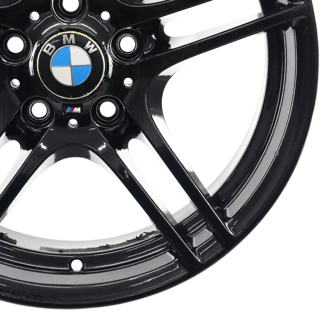 Cerchio anteriore lega M Performance doppie razze 313M 18" 7,5J ET:49 per BMW E87 con numero di parte 6856666 BMW E87 Cerchio anteriore lega M Performance doppie razze 313M 18" 7,5J ET:49 - SKU 6856666-4 - Numero di parte 6856666