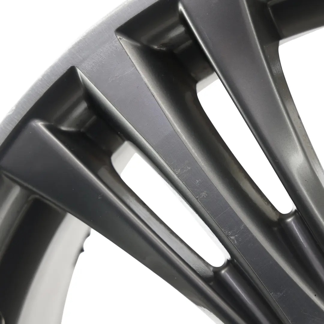 Felga Aluminiowa Ferric Grey 19" Star Spoke 407 8J ET:36 do BMW F30 o numerze 6857565 BMW F30 Felga Aluminiowa Ferric Grey 19" Star Spoke 407 8J ET:36 - SKU 6857565-1 - Numer Części 6857565