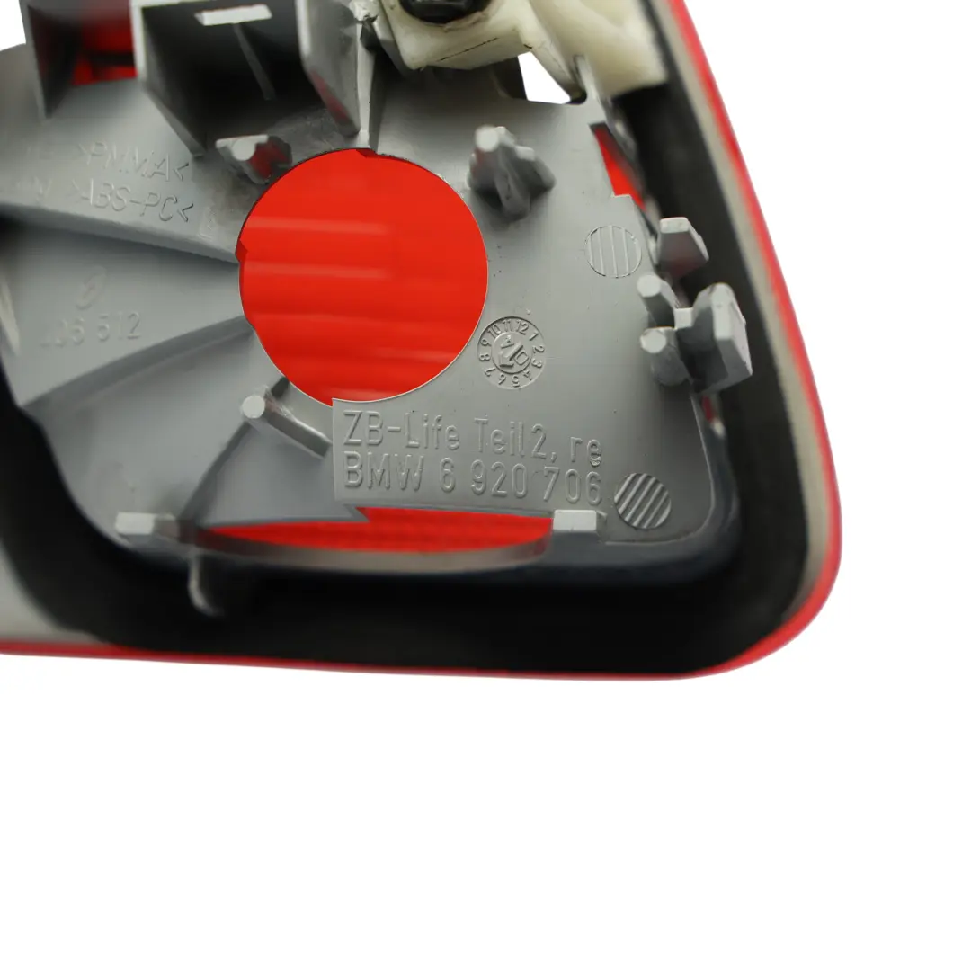 Lampa Tylna W Klapę Bagażnika Lewa do BMW E46 M3 Coupe Cabrio o numerze 6920706 BMW E46 M3 Coupe Cabrio Lampa Tylna W Klapę Bagażnika Lewa - SKU 6920706-1 - Numer Części 6920706