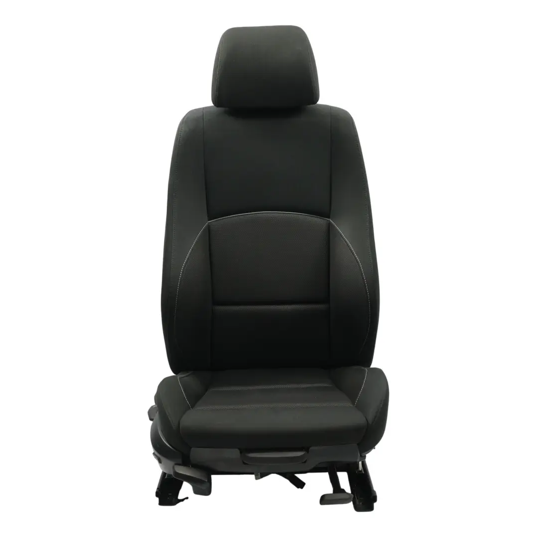 Siège Avant Droit Sport En Tissu pour BMW E87 LCI à propos du numéro de pièce 6955940 BMW E87 LCI Siège Avant Droit Sport En Tissu - SKU 6955940-1 - Numéro de pièce 6955940