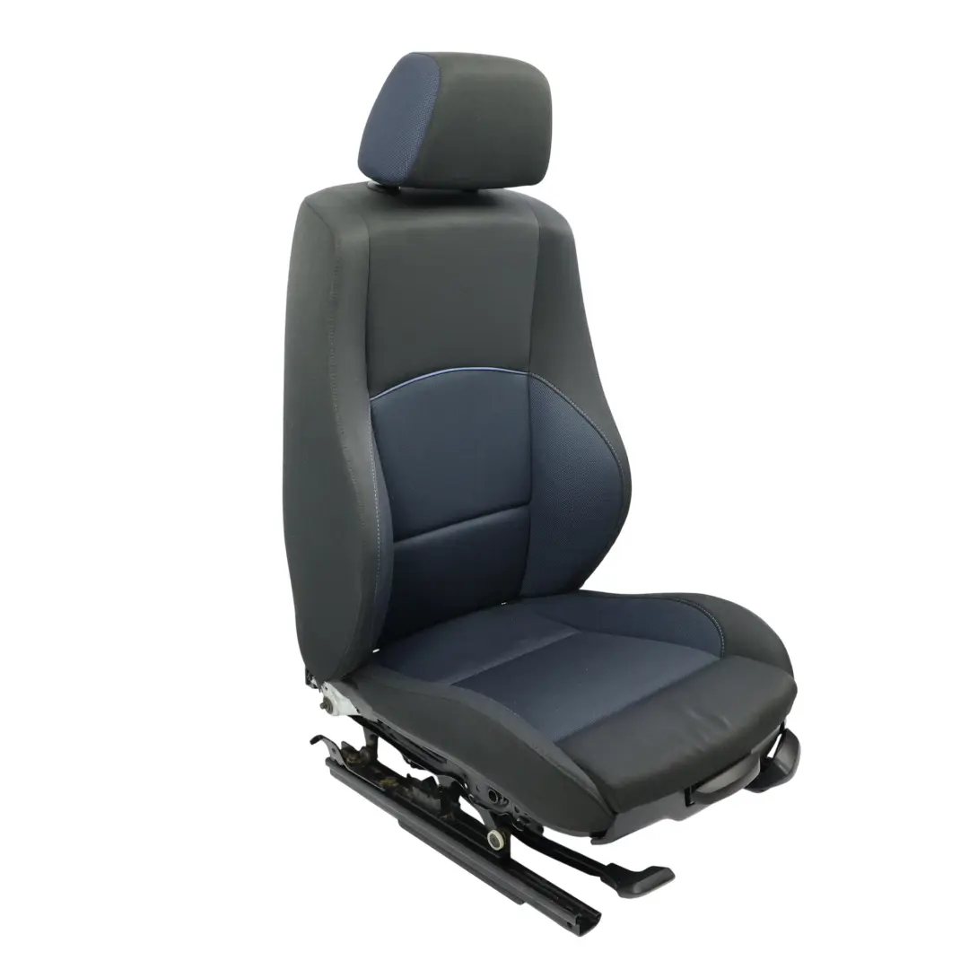 Sedile Sportivo Anteriore Sinistro Interno Tessuto Rete Monaco Blu per BMW E87 con numero di parte 6955941 BMW E87 Sedile Sportivo Anteriore Sinistro Interno Tessuto Rete Monaco Blu - SKU 6955941 - Numero di parte 6955941