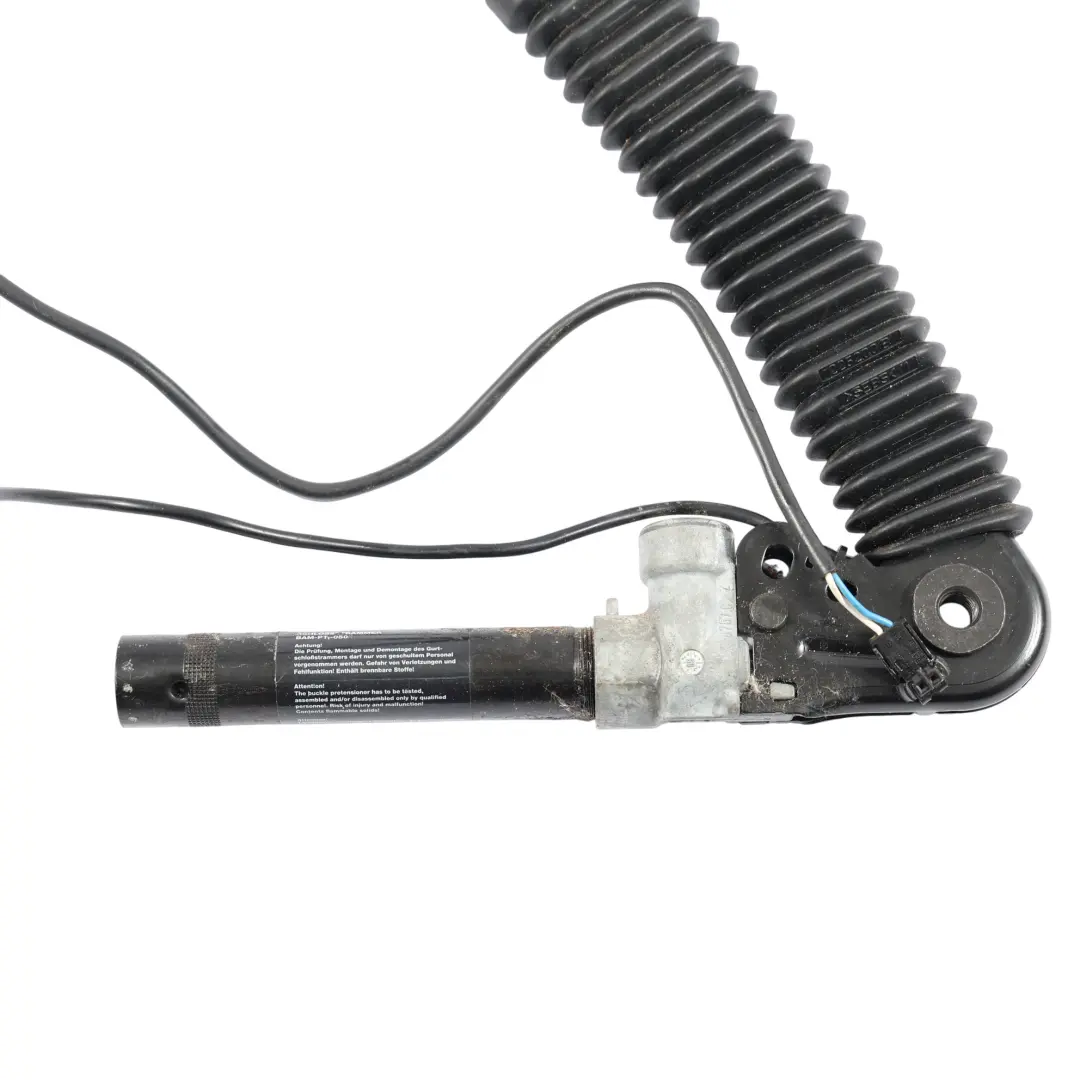 Fibbia Cintura Anteriore Destra Inferiore Tendicinghia per BMW E65 E66 con numero di parte 6982522 BMW E65 E66 Fibbia Cintura Anteriore Destra Inferiore Tendicinghia - SKU 6982522 - Numero di parte 6982522