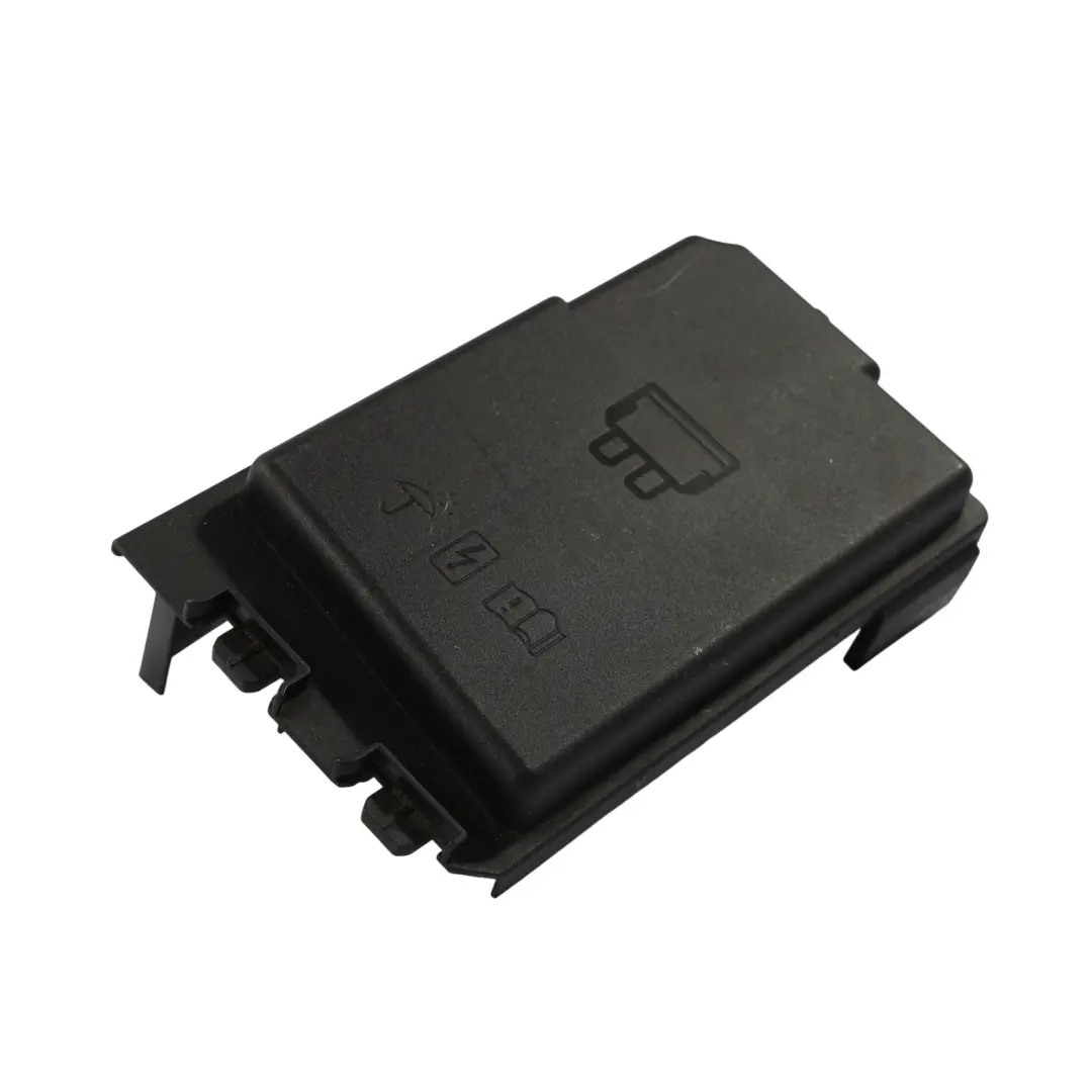 Sicherungs Kasten Relais Obere Abdeckung Kappe Klappe für Audi A1 S1 8X mit Teilenummer 6C0937132C Audi A1 S1 8X Sicherungs Kasten Relais Obere Abdeckung Kappe Klappe - SKU 6C0937132C - Teilenummer 6C0937132C