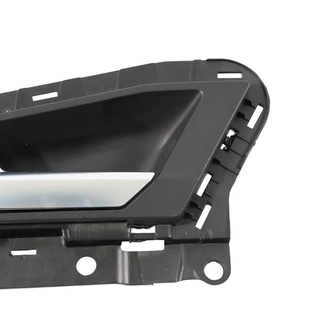 Garniture Poignée Porte Intérieure Arrière Gauche pour Seat Arona KJ7 à propos du numéro de pièce 6F0837113 Seat Arona KJ7 Garniture Poignée Porte Intérieure Arrière Gauche - SKU 6F0837113 - Numéro de pièce 6F0837113