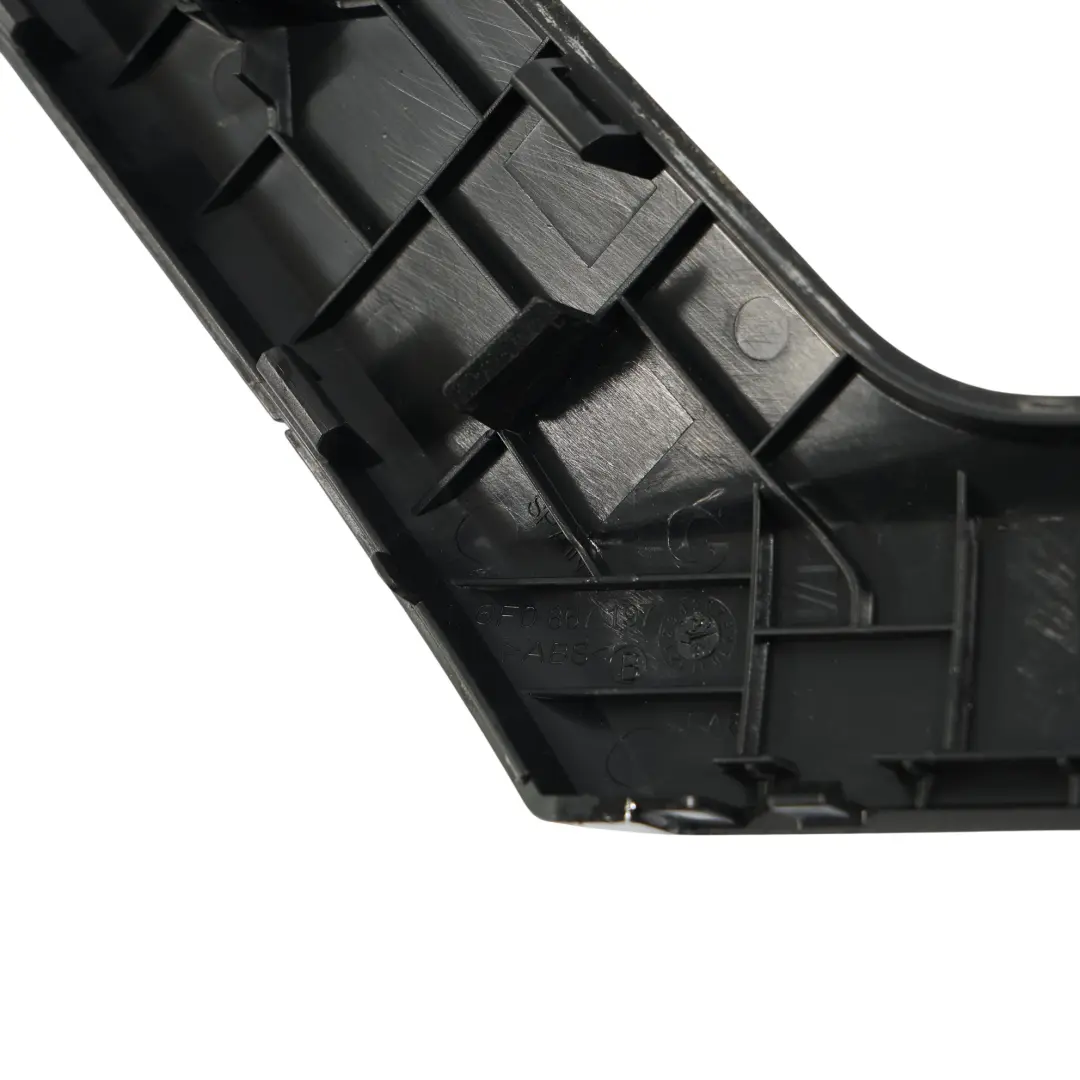 Wewnętrzna Listwa Osłona Rączki Drzwi Lewy Przód do Seat Arona KJ7 o numerze 6F0867197 Seat Arona KJ7 Wewnętrzna Listwa Osłona Rączki Drzwi Lewy Przód - SKU 6F0867197 - Numer Części 6F0867197