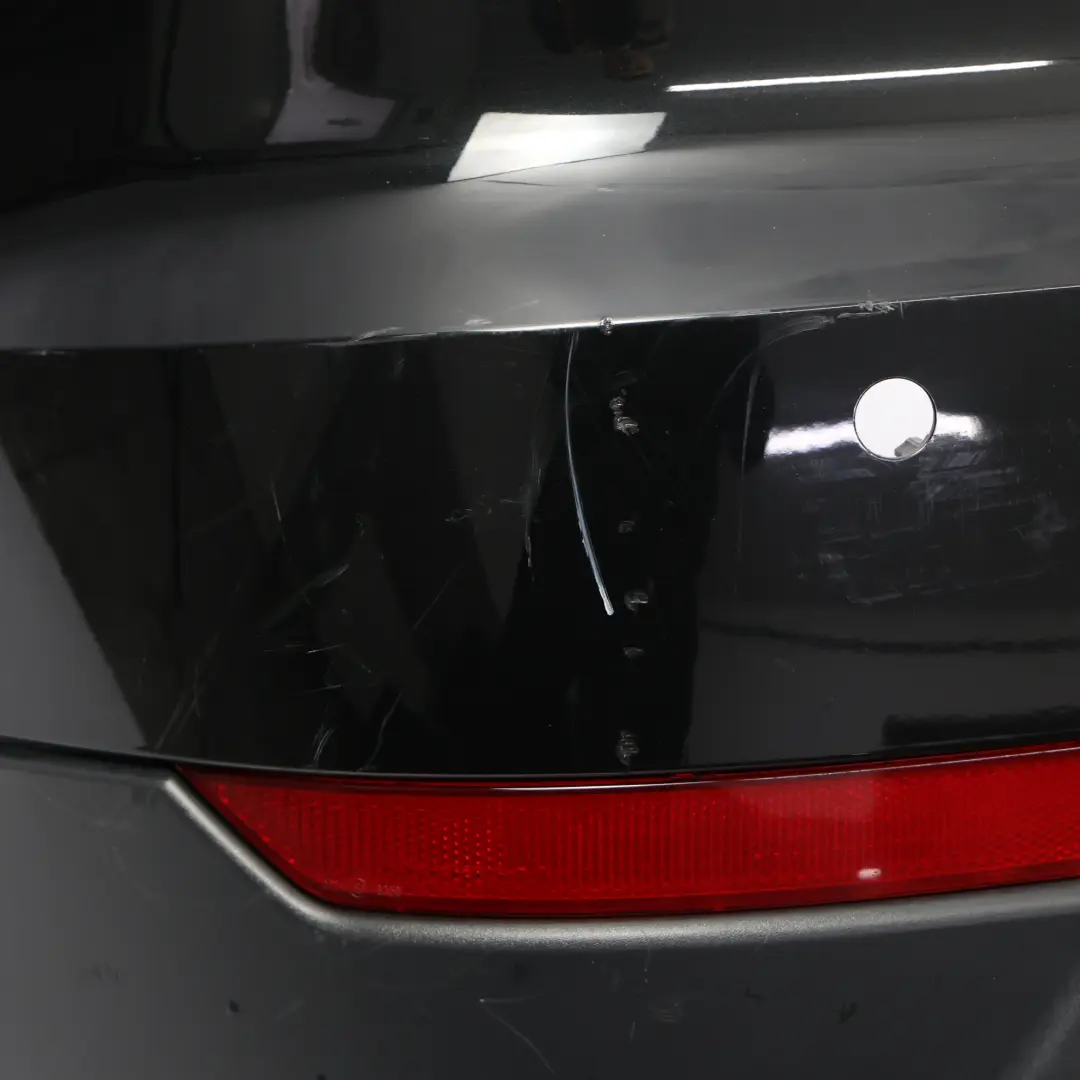 Seat Arona FR Tylny Zderzak Mythical Black Czarny Metalik - Y9T - SKU 6F9807421B-MYB - Numer Części 6F9807421B