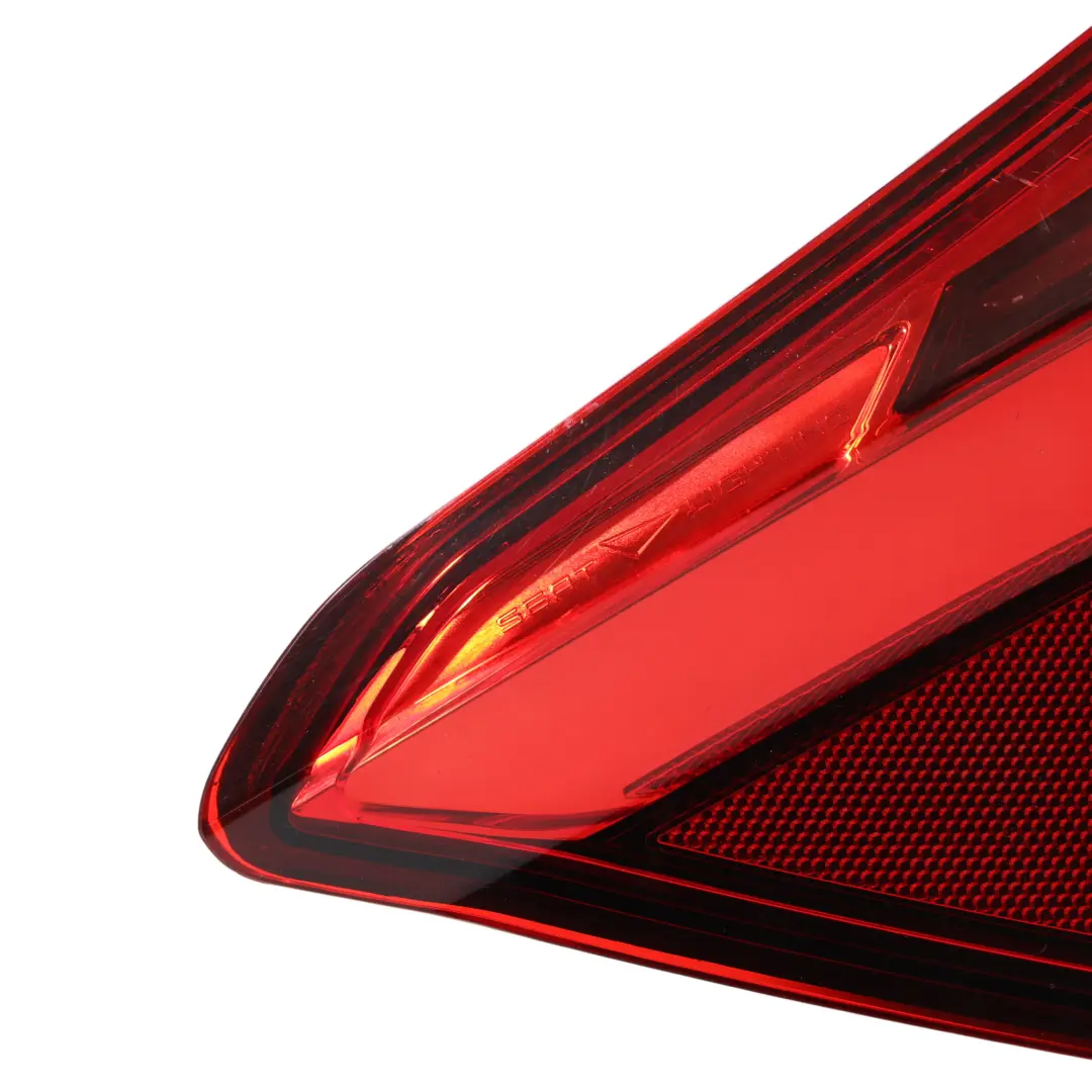 Seat Arona FR KJ7 Feu Arrière LED Gauche - SKU 6F9945207B - Numéro de pièce 6F9945207B