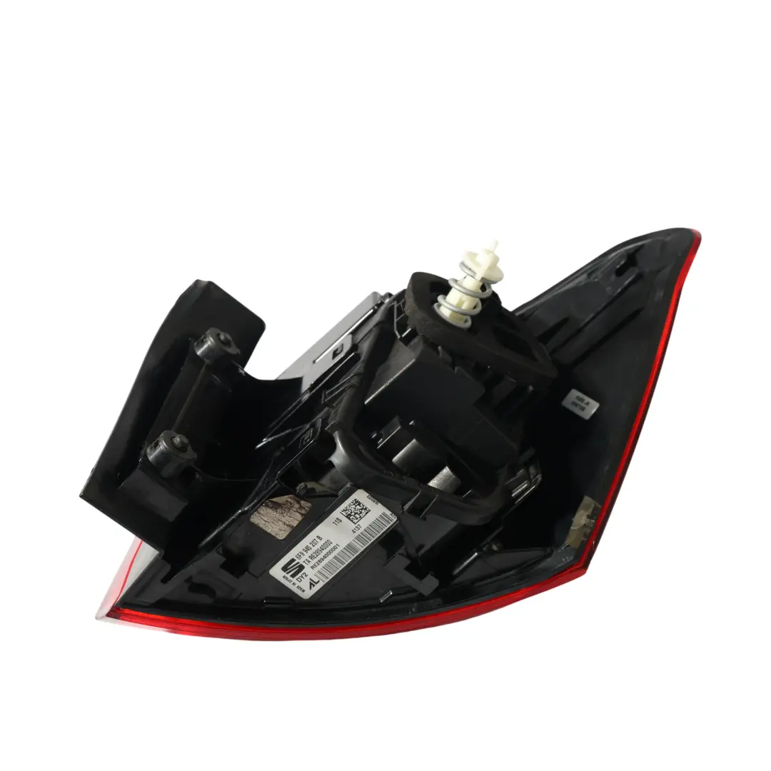 Lampa Tylna LED Lewy Tył do Seat Arona FR KJ7 o numerze 6F9945207B Seat Arona FR KJ7 Lampa Tylna LED Lewy Tył - SKU 6F9945207B - Numer Części 6F9945207B