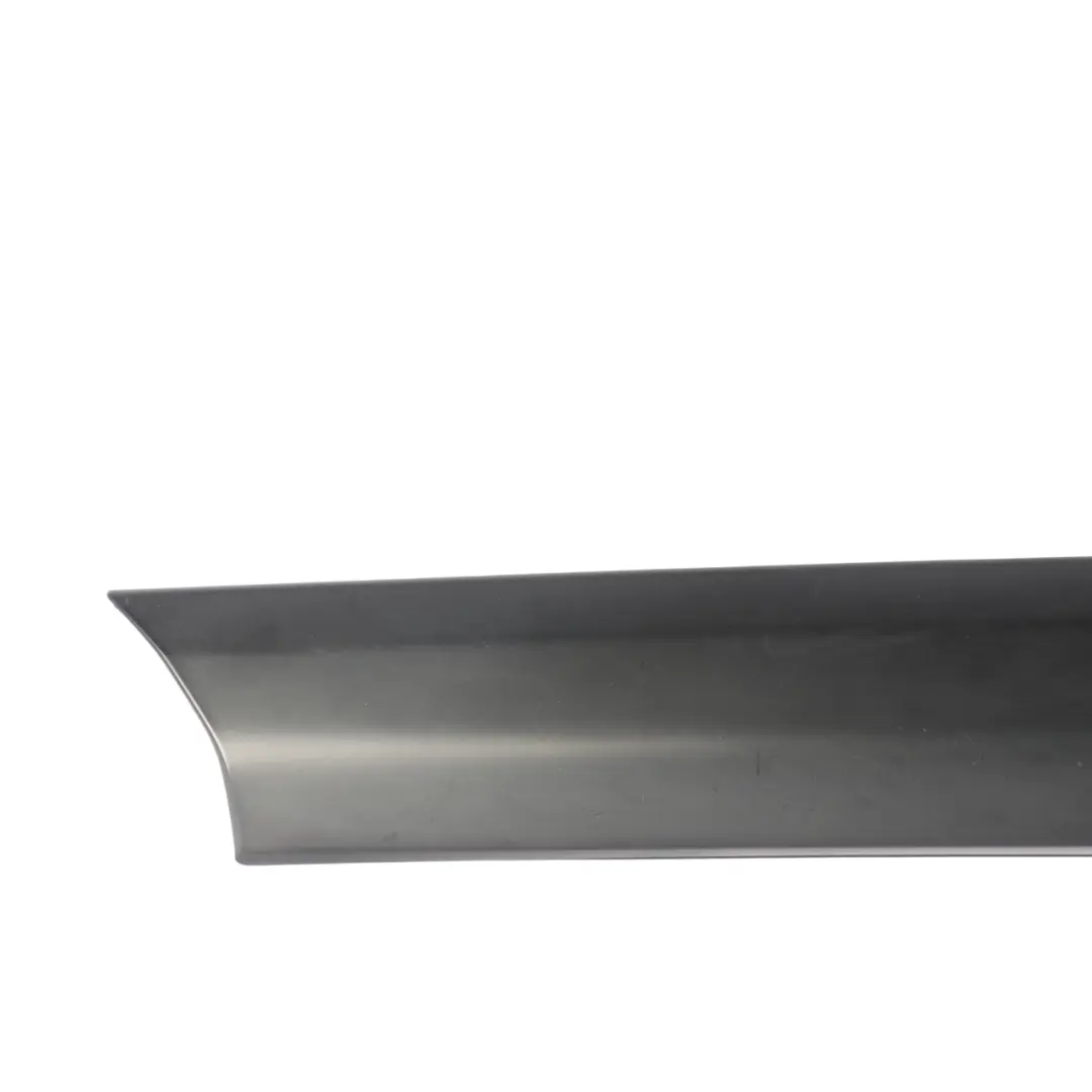 Moulure Montant A Gauche pour Land Rover Discovery 4 L319 à propos du numéro de pièce 6H22-03065-DAW Land Rover Discovery 4 L319 Moulure Montant A Gauche - SKU 6H22-03065-DAW - Numéro de pièce 6H22-03065-DAW