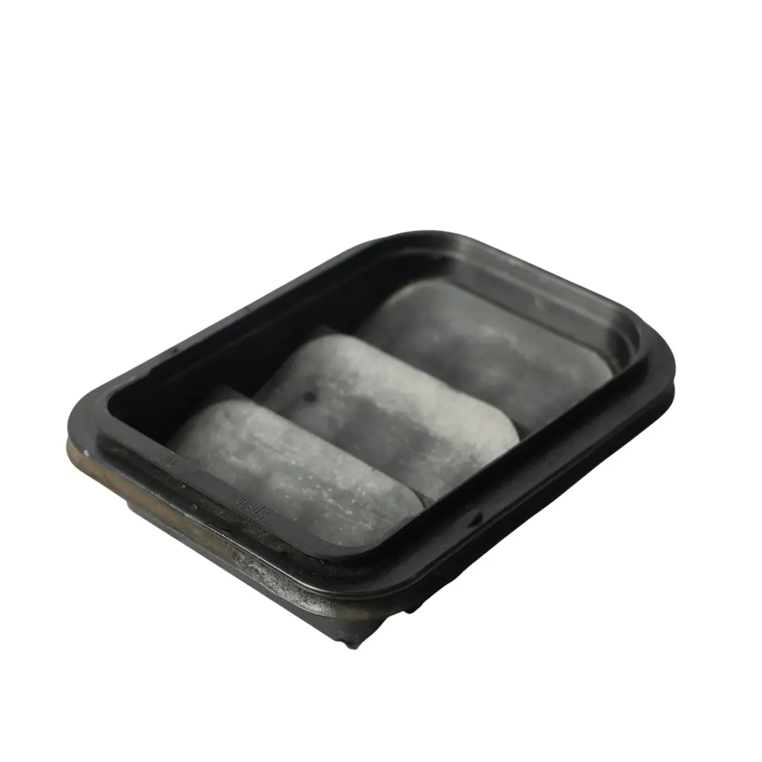 Audi A3 8P Kratka Wentylacyjna Tylna - SKU 3T0819465 - Numer Części 3T0819465