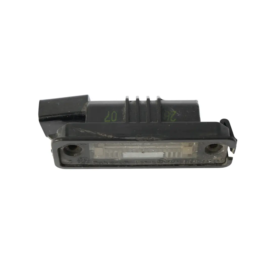 Audi R8 42 Éclairage De Plaque D'Immatriculation Arrière - SKU 6Q0943021B - Numéro de pièce 6Q0943021B