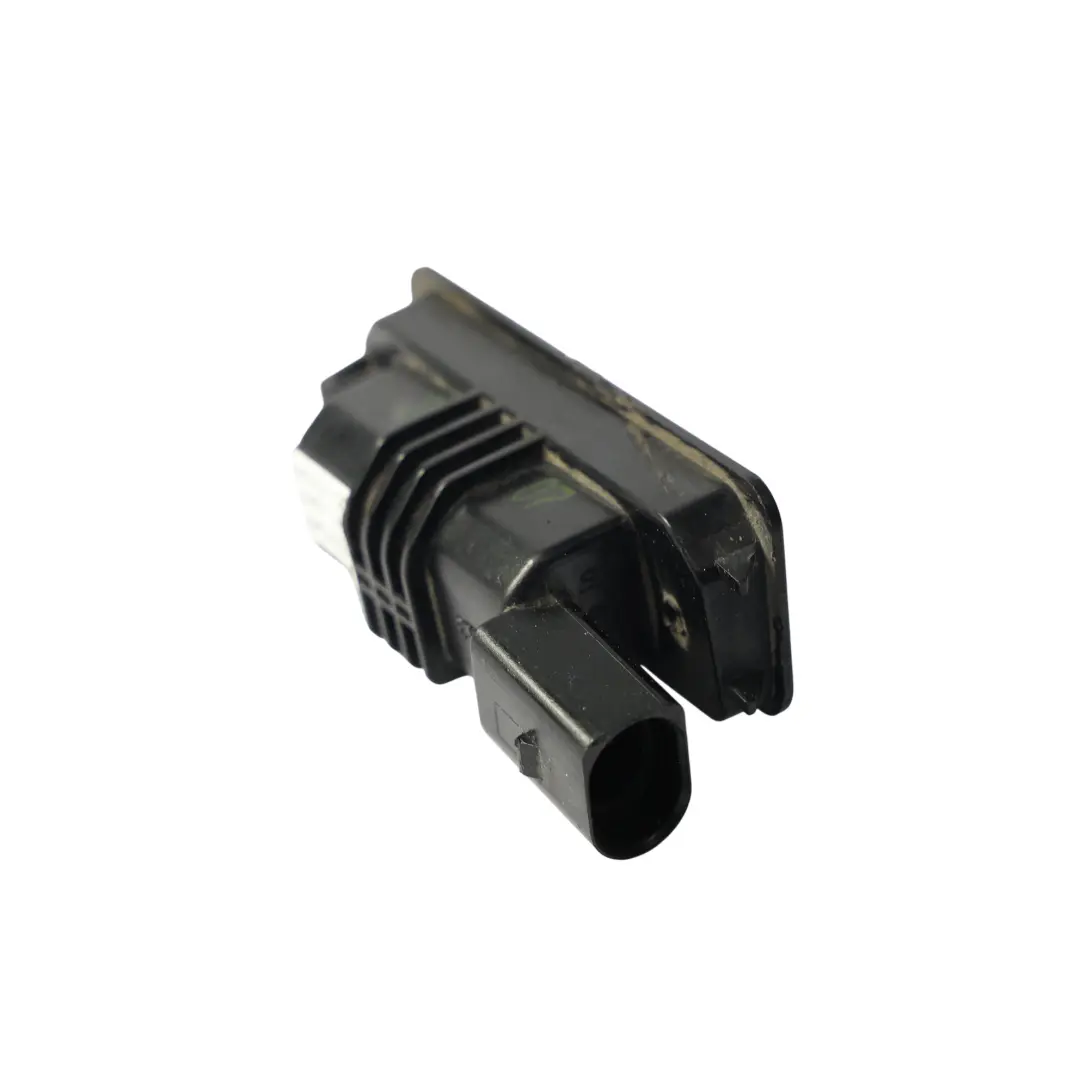 Nummernschildleuchte Hinten für Audi R8 42 mit Teilenummer 6Q0943021B Audi R8 42 Nummernschildleuchte Hinten - SKU 6Q0943021B - Teilenummer 6Q0943021B