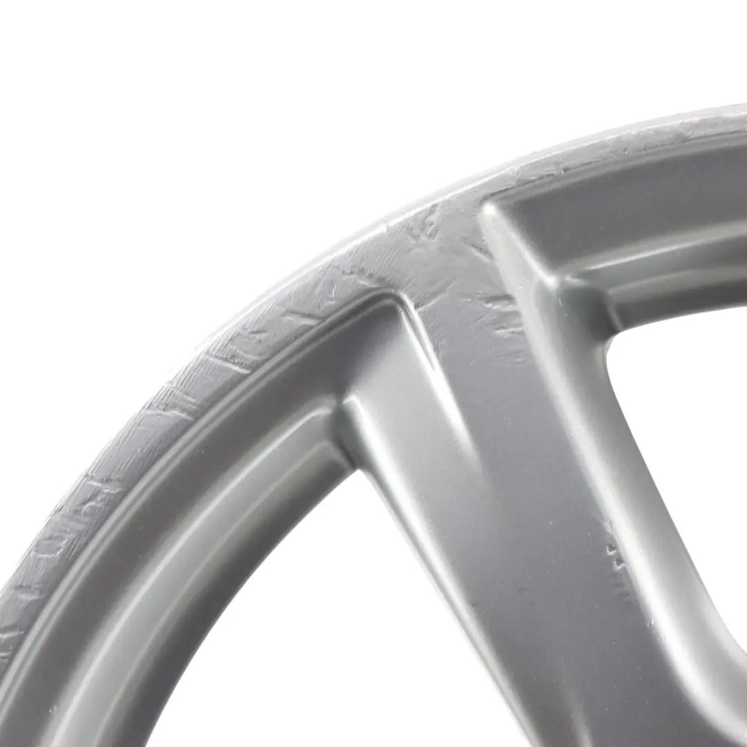 Mk5 Cerchio In Lega Argento 15" ET:40 6J per VW Volkswagen Polo 6R con numero di parte 6R0601025C VW Volkswagen Polo 6R Mk5 Cerchio In Lega Argento 15" ET:40 6J - SKU 6R0601025C-2 - Numero di parte 6R0601025C