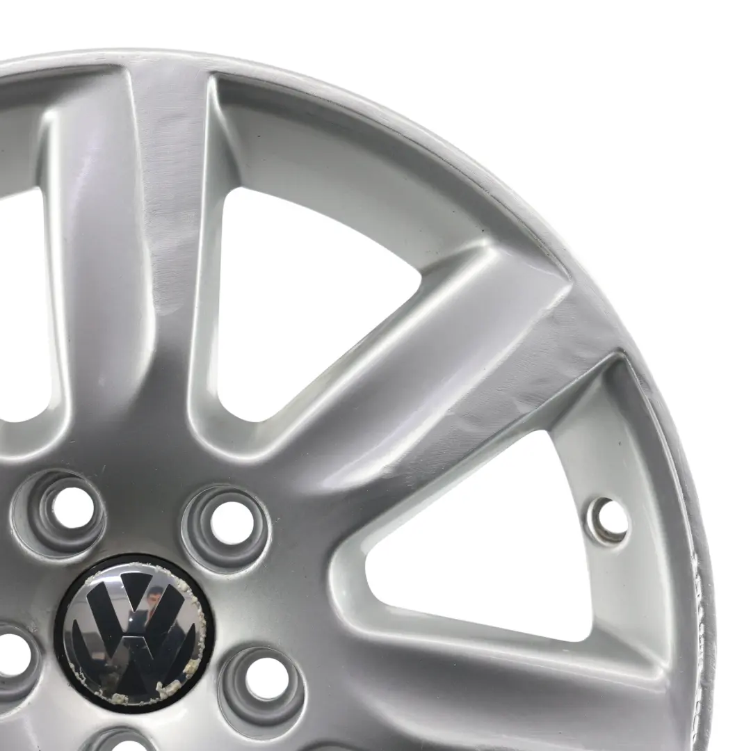 Mk5 Srebrna felga aluminiowa 15" ET:40 6J do VW Volkswagen Polo 6R o numerze 6R0601025L VW Volkswagen Polo 6R Mk5 Srebrna felga aluminiowa 15" ET:40 6J - SKU 6R0601025L-1 - Numer Części 6R0601025L