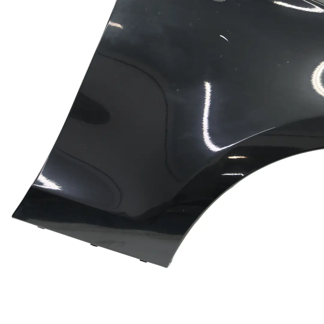 BMW E87 Panel Lateral Guardabarros Delantero Derecho Black Sapphire Negro - 475 - SKU 7133228-BS - Número de pieza 7133228
