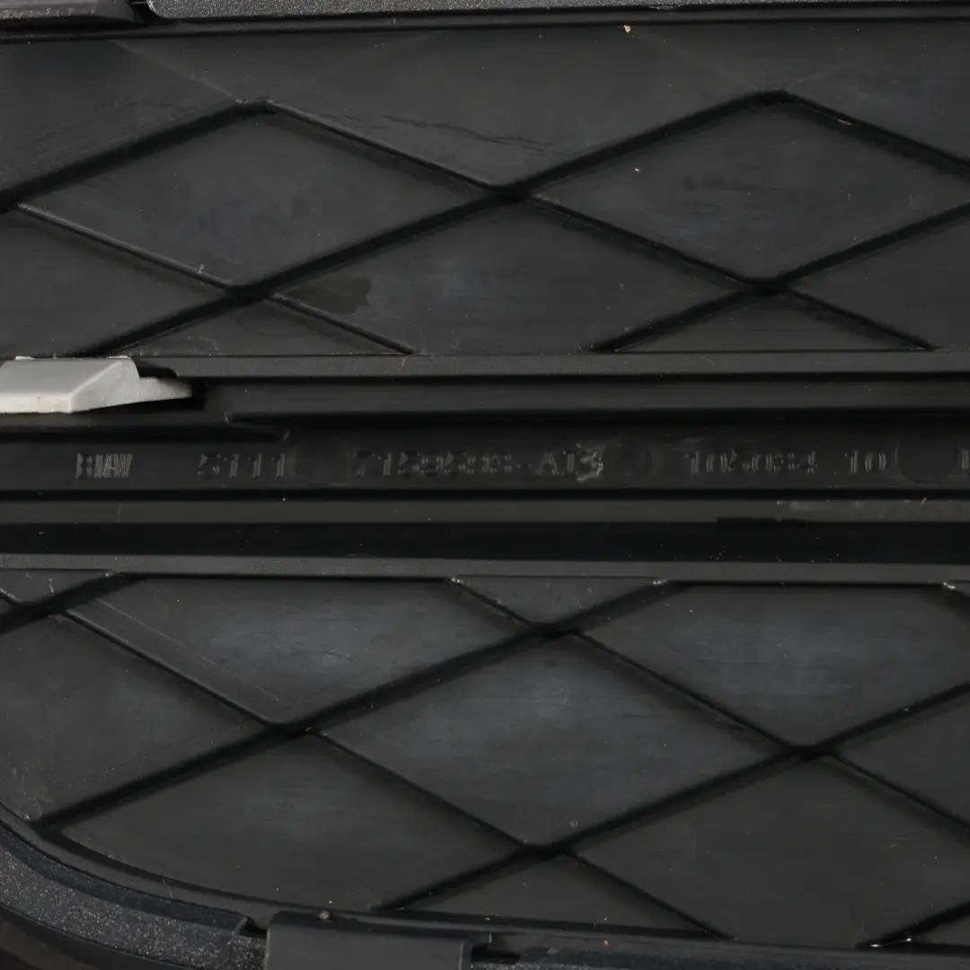 BMW X5 E70 Stoßstangenverkleidung Geschlossener Gitterrost Links Spacegrau A52 - SKU 7159593-SCG - Teilenummer 7159593