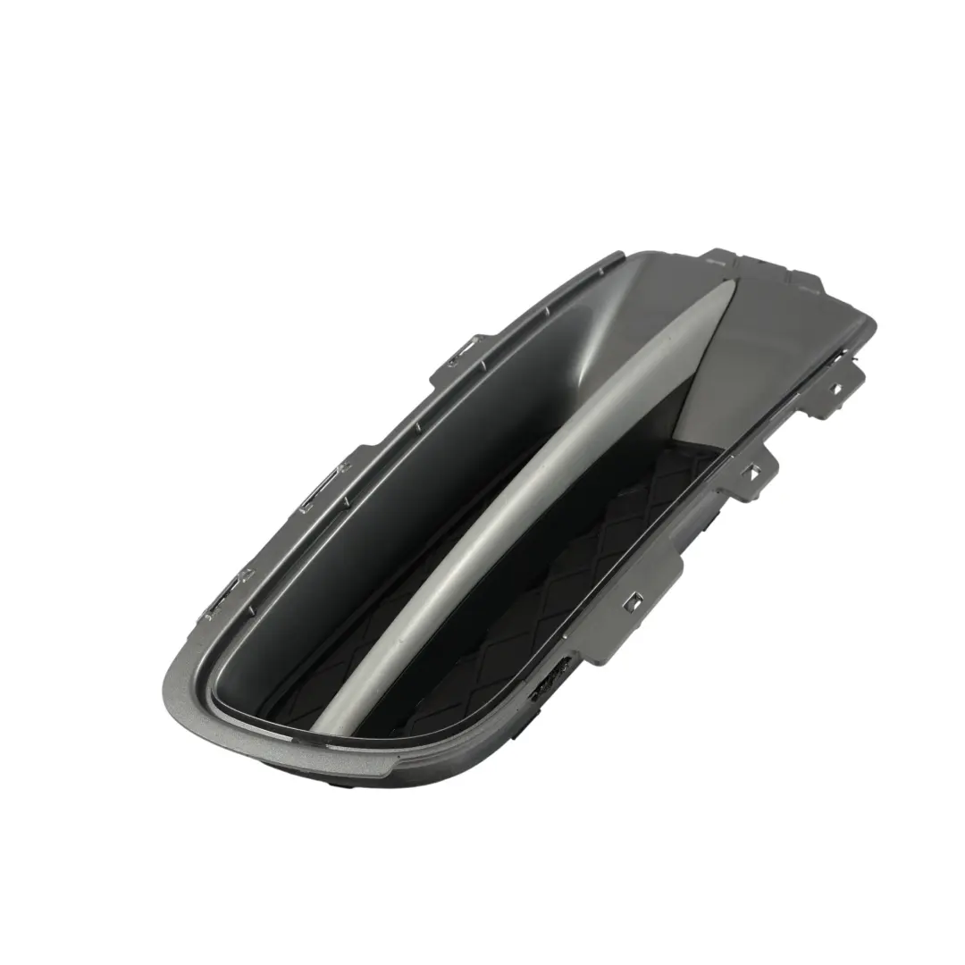 Kratka Dolna Grilla Zderzak Przód Prawo Szara do BMW X5 E70 o numerze 7159594 BMW X5 E70 Kratka Dolna Grilla Zderzak Przód Prawo Szara - SKU 7159594-SCG - Numer Części 7159594