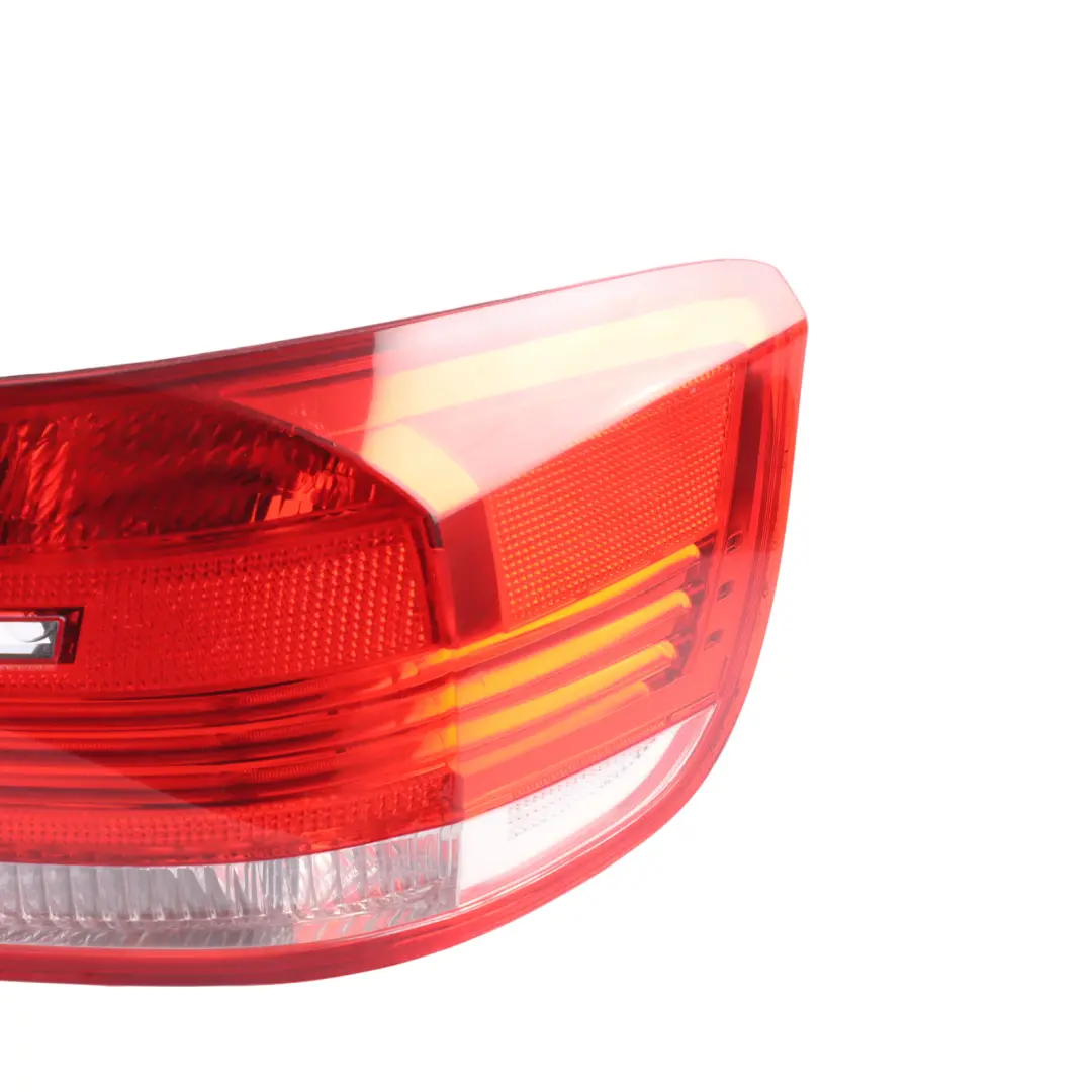 Lamp BMW E93 Convertible Light Panel Right O/S to Rear with Part number 7162302 Rear Lamp BMW E93 Convertible Light Panel Right O/S - SKU 7162302-3 - Part number 7162302