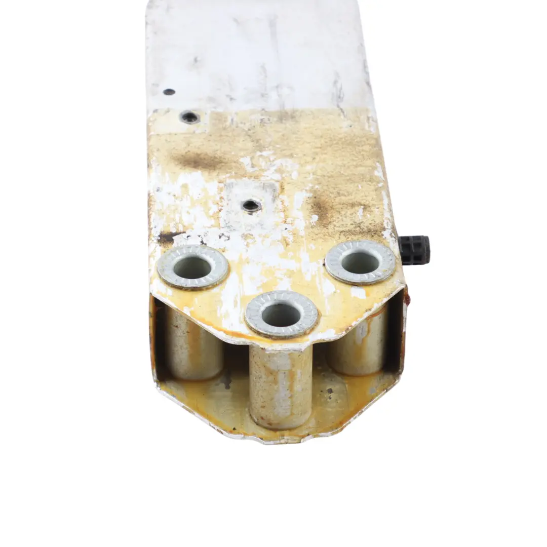 Absorber Zderzaka Element Deformacji Przedni Prawy do BMW F01 F02 F03 o numerze 7183853 BMW F01 F02 F03 Absorber Zderzaka Element Deformacji Przedni Prawy - SKU 7183853-2 - Numer Części 7183853