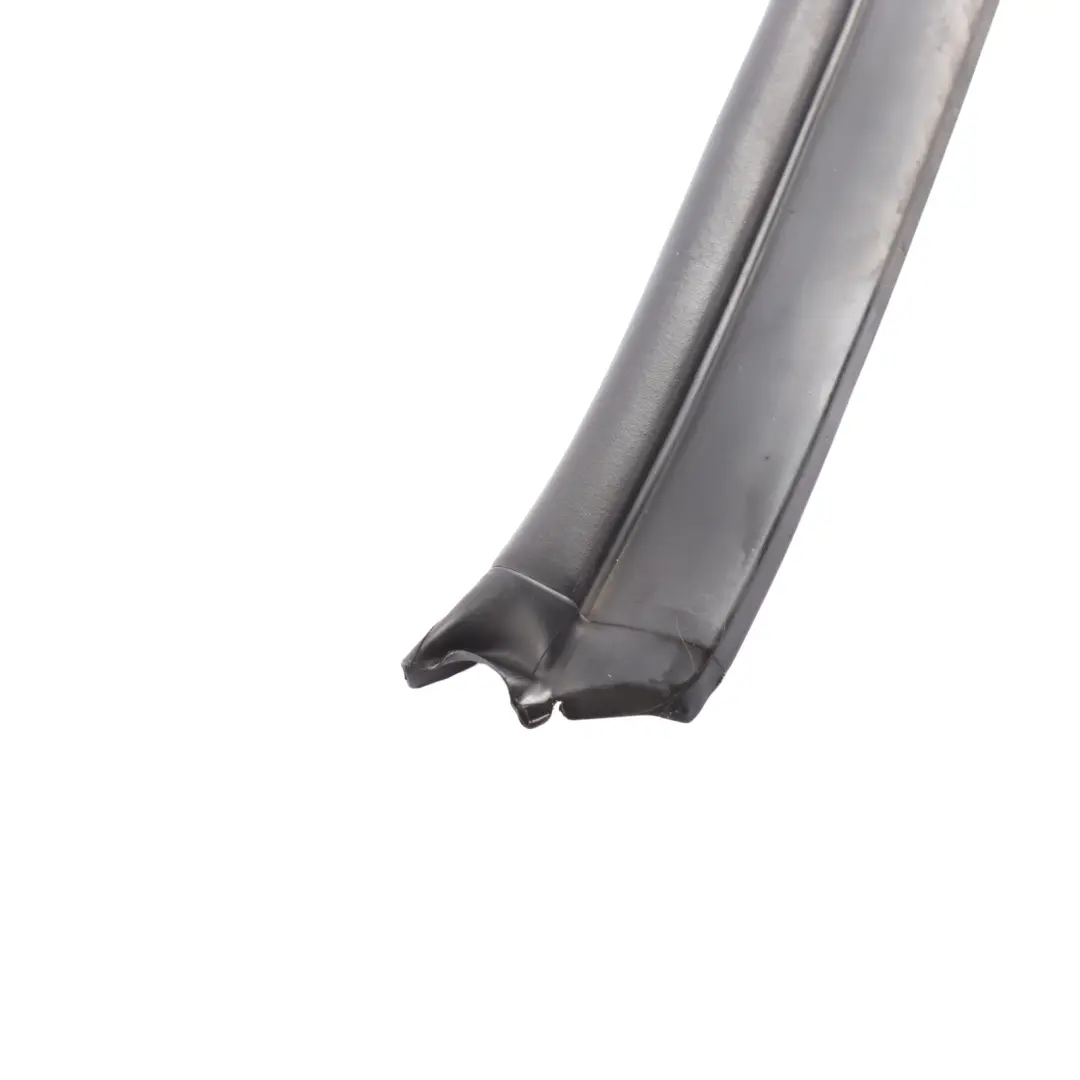 Seal Bonnet Hood Gasket Front to BMW F01 F02 F03 F07 LCI Engine with Part number 7199435 BMW F01 F02 F03 F07 LCI Engine Seal Bonnet Hood Gasket Front - SKU 7199435 - Part number 7199435