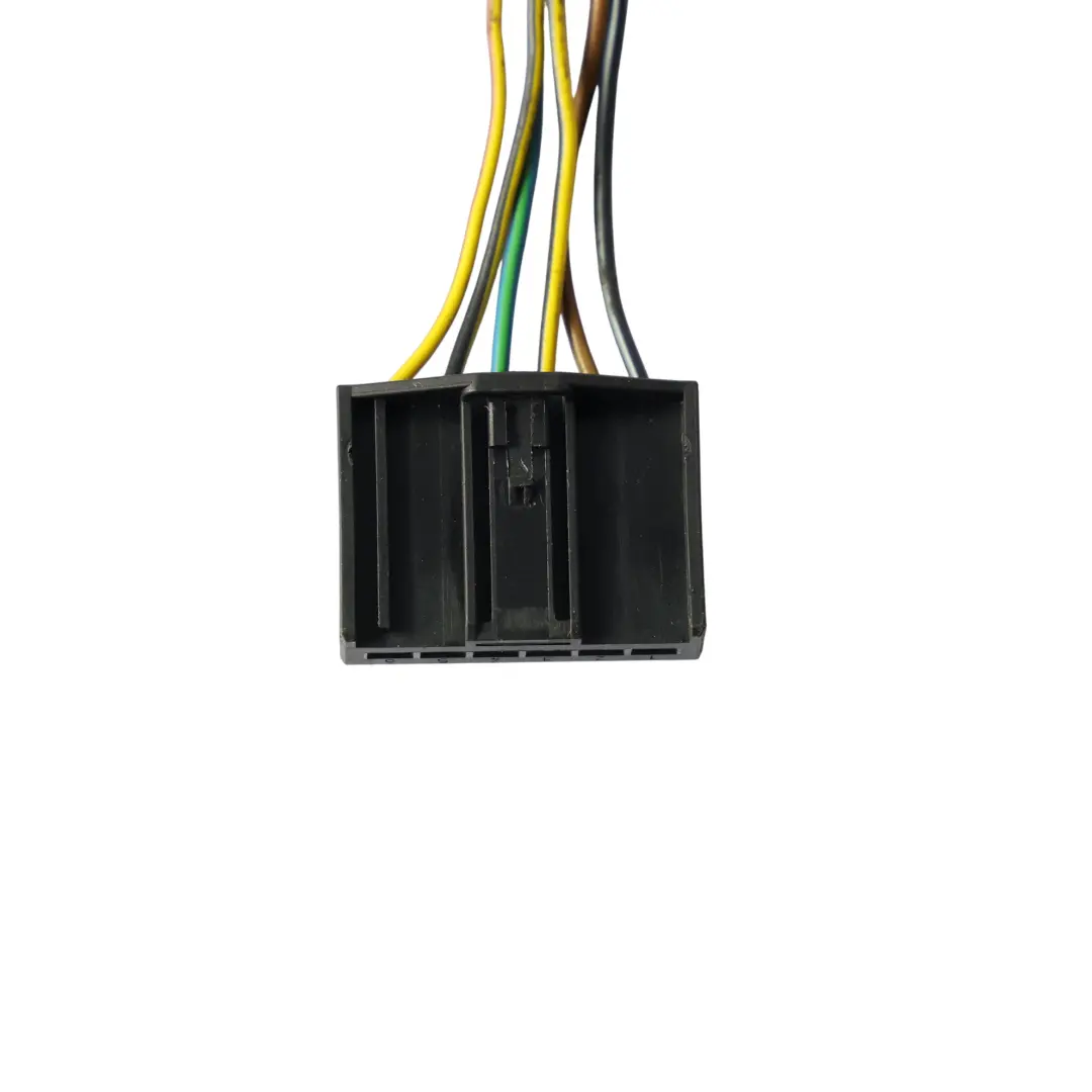 Light In The Side Panel Left N/S Plug Socket Wiring to BMW X5 E70 Rear with Part number 7200817 BMW X5 E70 Rear Light In The Side Panel Left N/S Plug Socket Wiring - SKU 7200817-4 - Part number 7200817