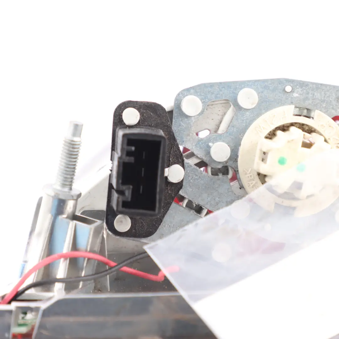 Feu arriere dans le couvercle du coffre droit DEPO pour BMW X5 E70 à propos du numéro de pièce 7200822 BMW X5 E70 Feu arriere dans le couvercle du coffre droit DEPO - SKU 7200822-DEPO1 - Numéro de pièce 7200822