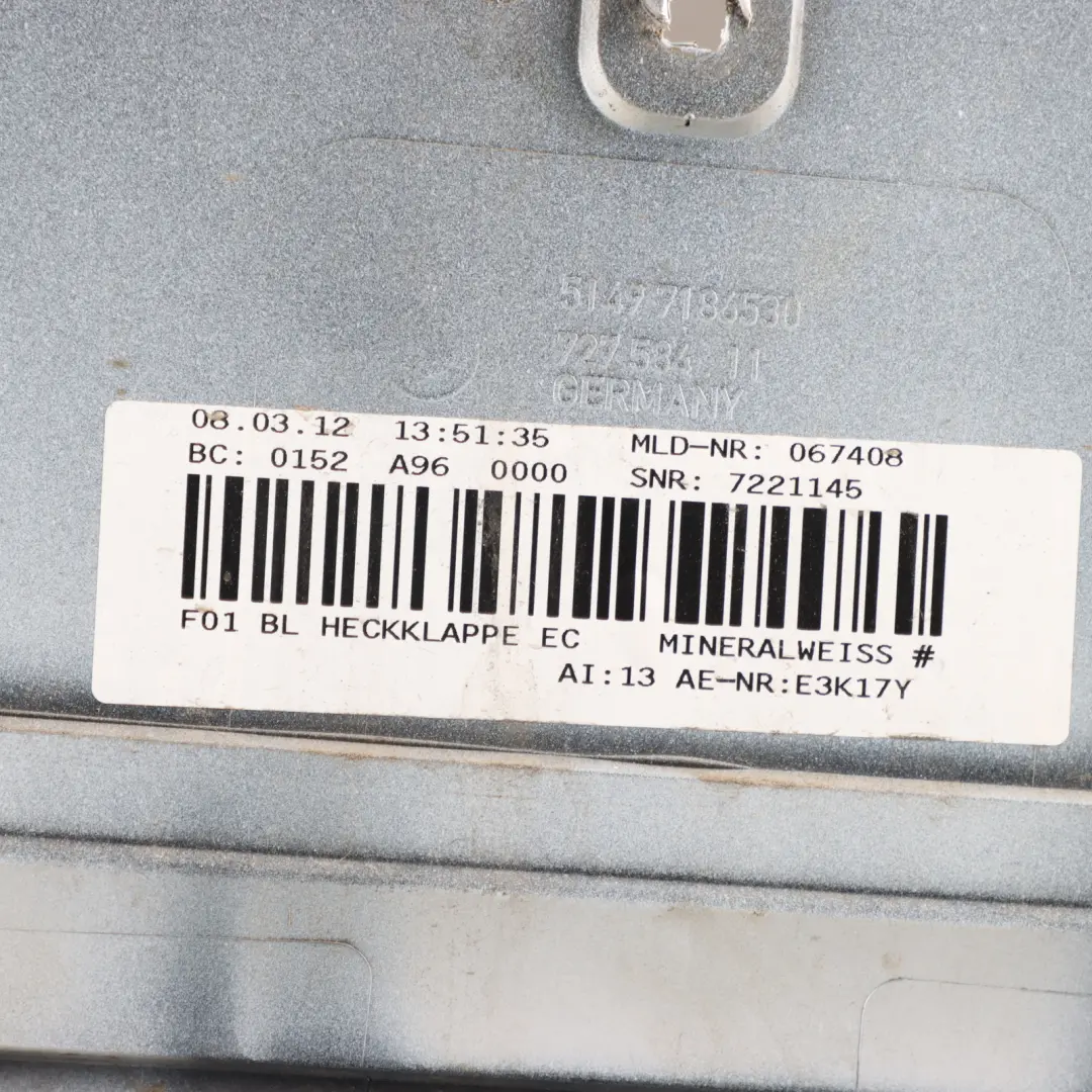 Finisher Boot Lid Cover Mineralweiss Mineral White - A96 to BMW F01 F02 Tailgate with Part number 7205731 BMW F01 F02 Tailgate Finisher Boot Lid Cover Mineralweiss Mineral White - A96 - SKU 7205731-MW - Part number 7205731