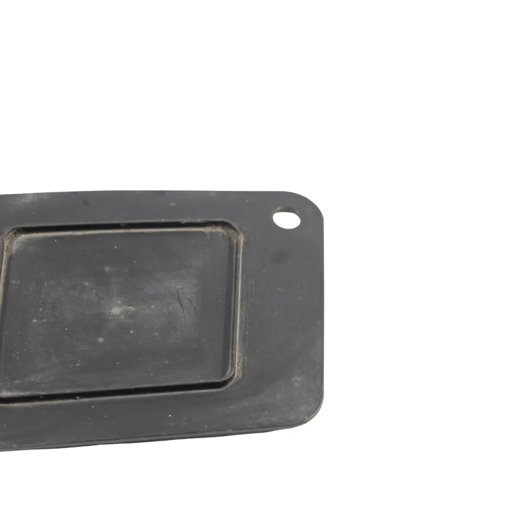 Inserto Copriruota Anteriore Nero per BMW X3 F25 X3 F26 con numero di parte 7213647 BMW X3 F25 X3 F26 Inserto Copriruota Anteriore Nero - SKU 7213647 - Numero di parte 7213647